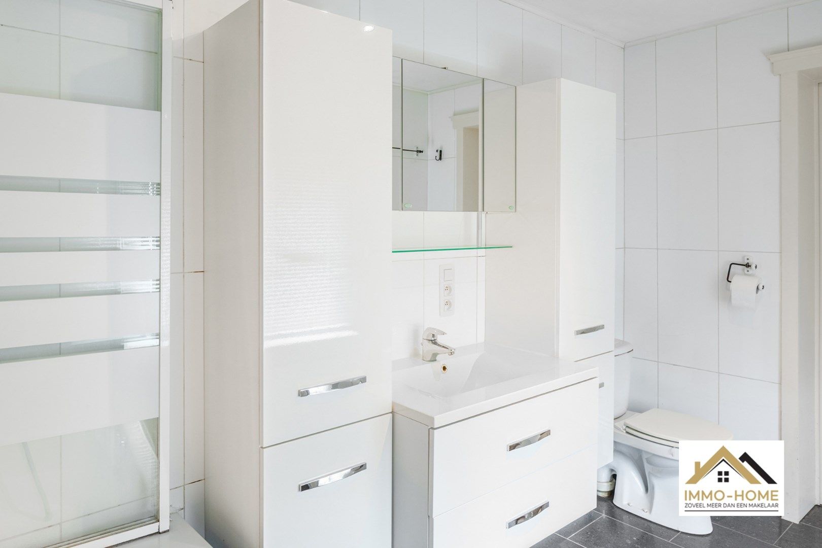 Instapklare woning aan centrum Geraardsbergen! foto 9