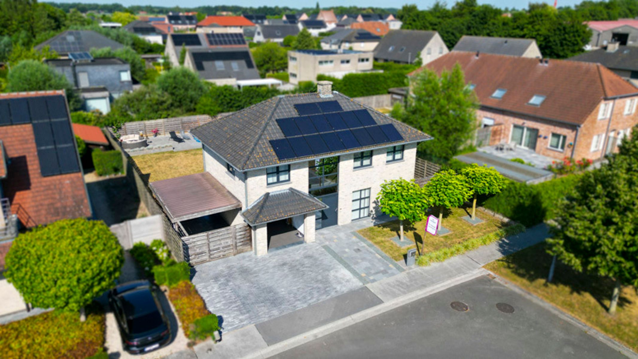Villa te koop foto {{pictureIndex}}