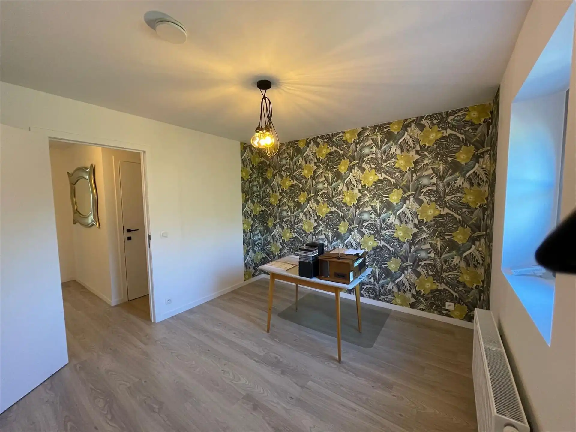 ZEER RUIME KWALITATIEVE WONING MET INPANDIGE GARAGE foto 21