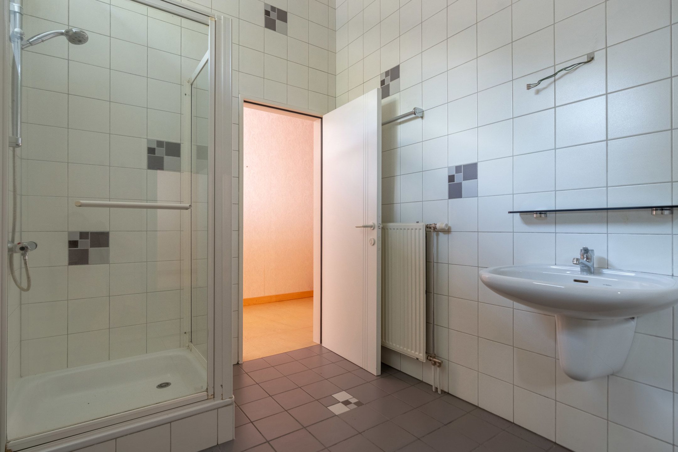 Ruime architectenvilla met 8 slpk's op 1.832 m² te Vosselaar foto 21