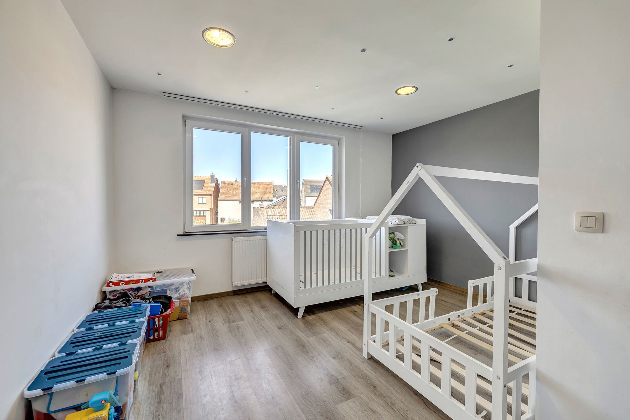 Ruime woning met tuin en 4 slaapkamers te Denderleeuw  foto 15