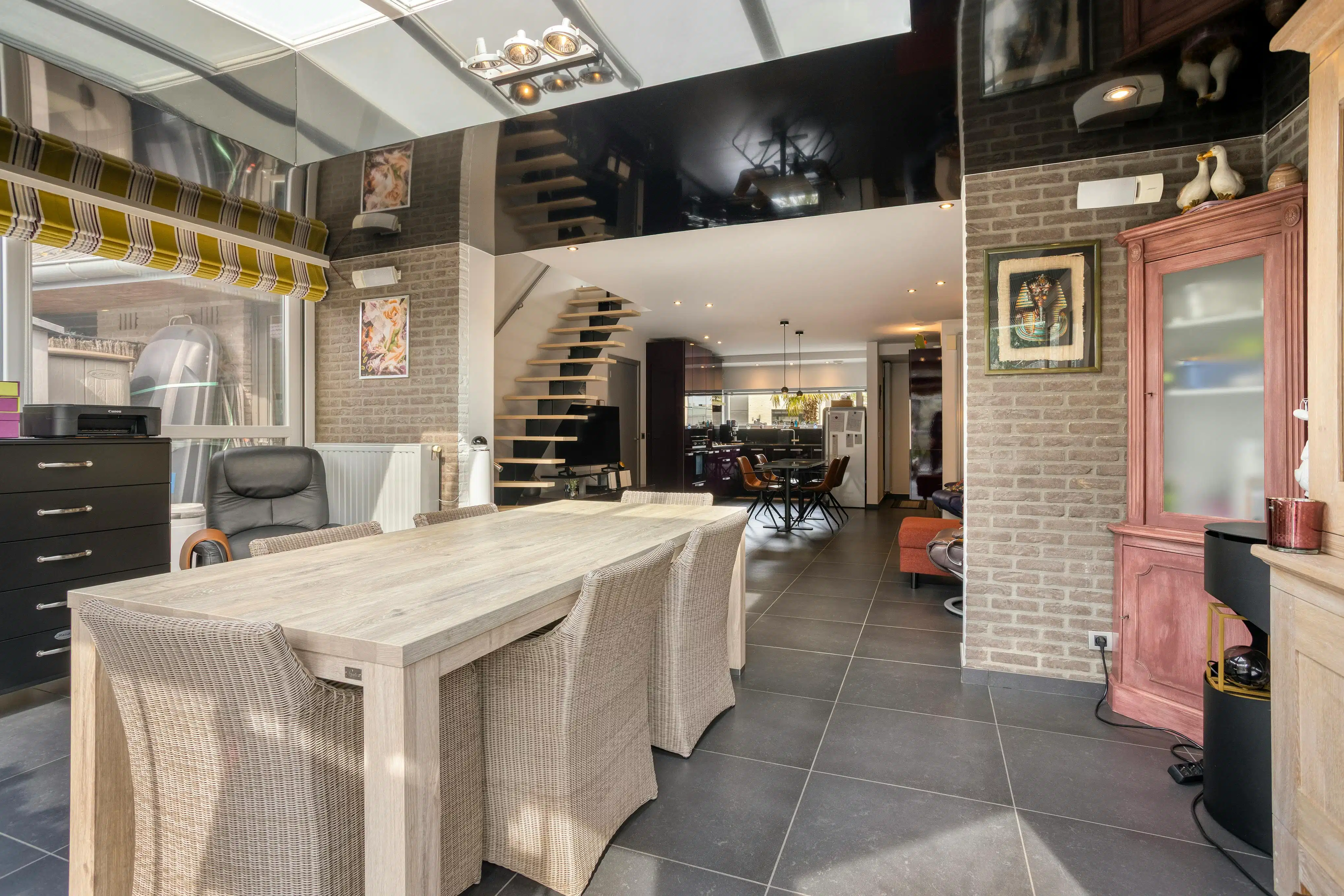 Instapklaar huis te Roeselare foto 7