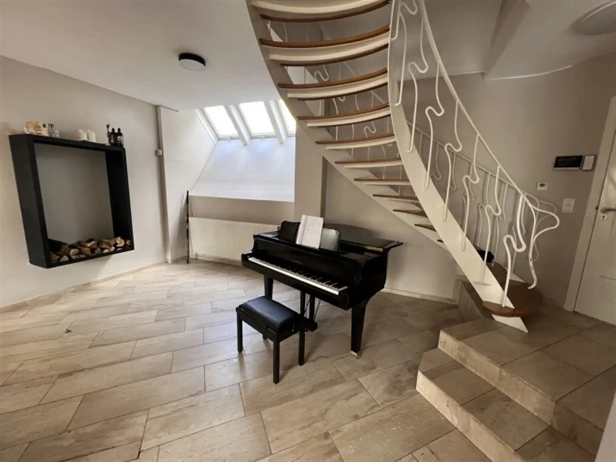 Unieke villa gelegen op grote grond (5.361 m²) foto 7