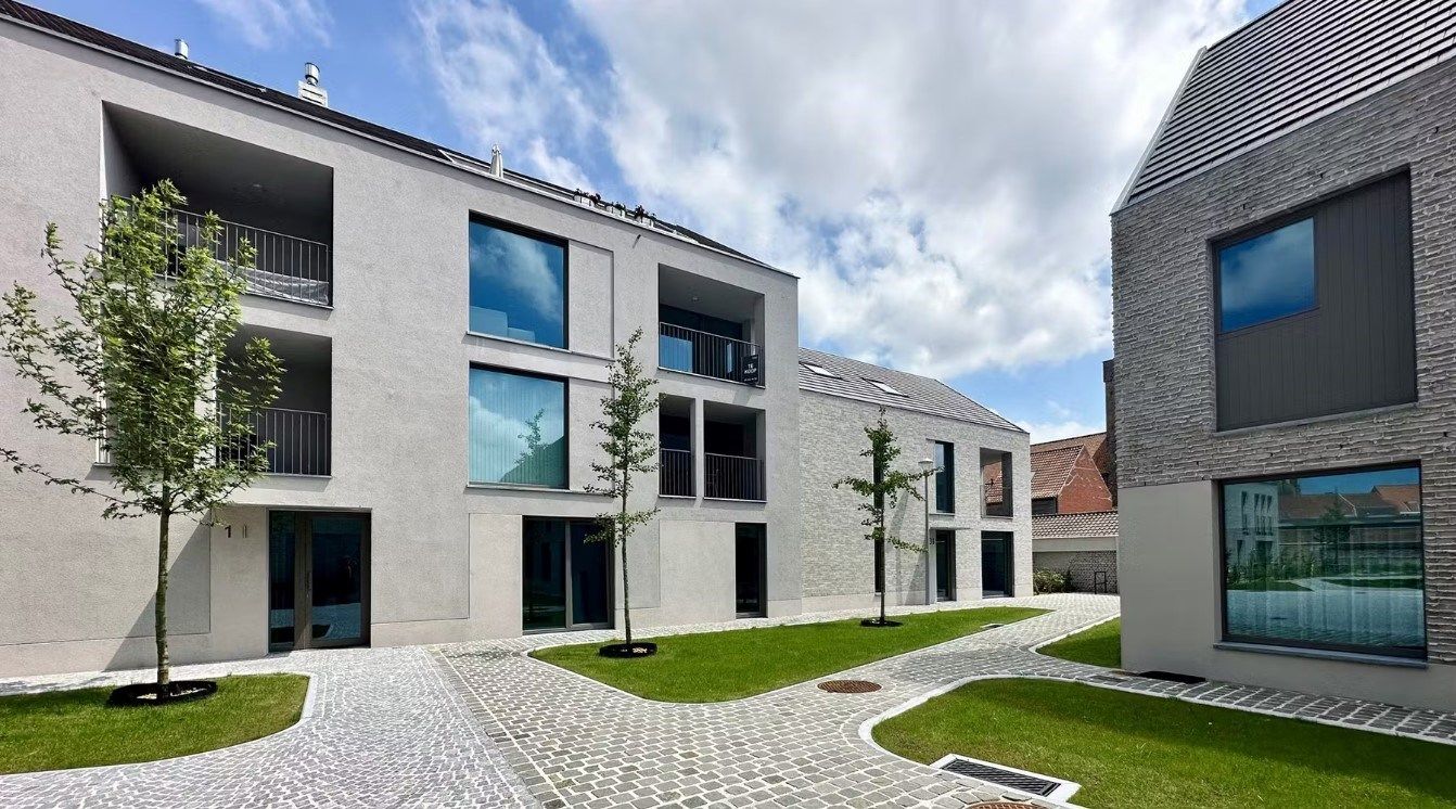 Prachtig nieuwbouw appartement met 1 slaapkamer en parkeerplaats foto {{pictureIndex}}