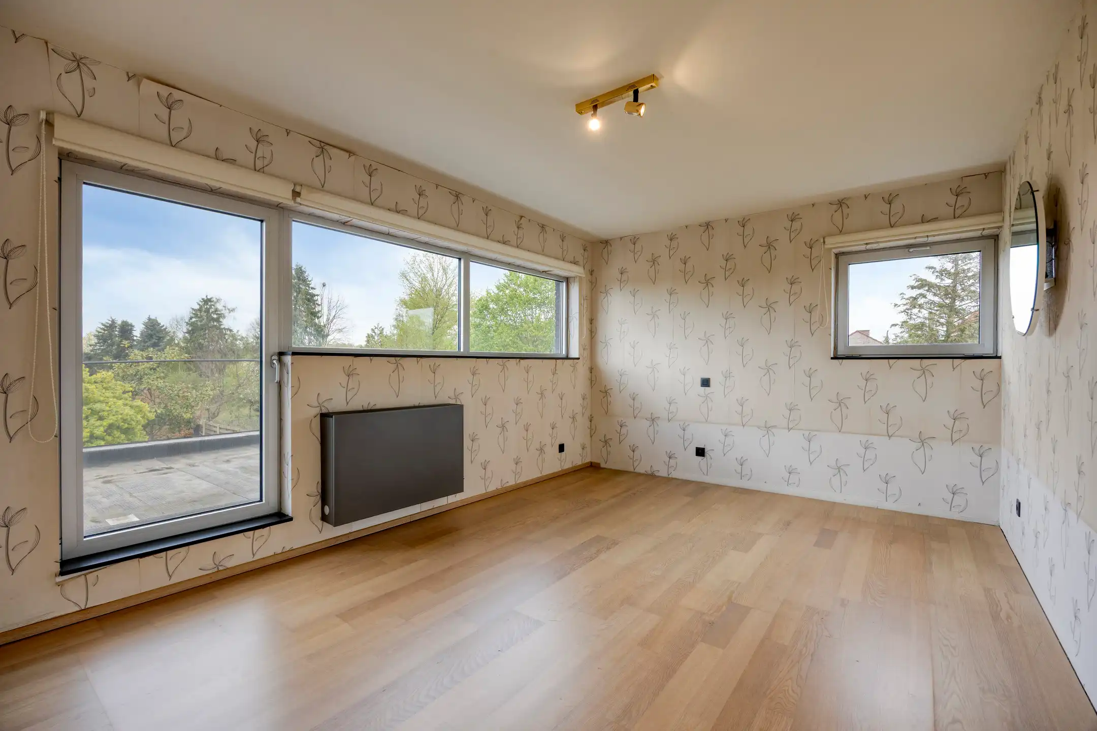 Moderne halfopenbebouwing op een rustige centrale locatie foto 10