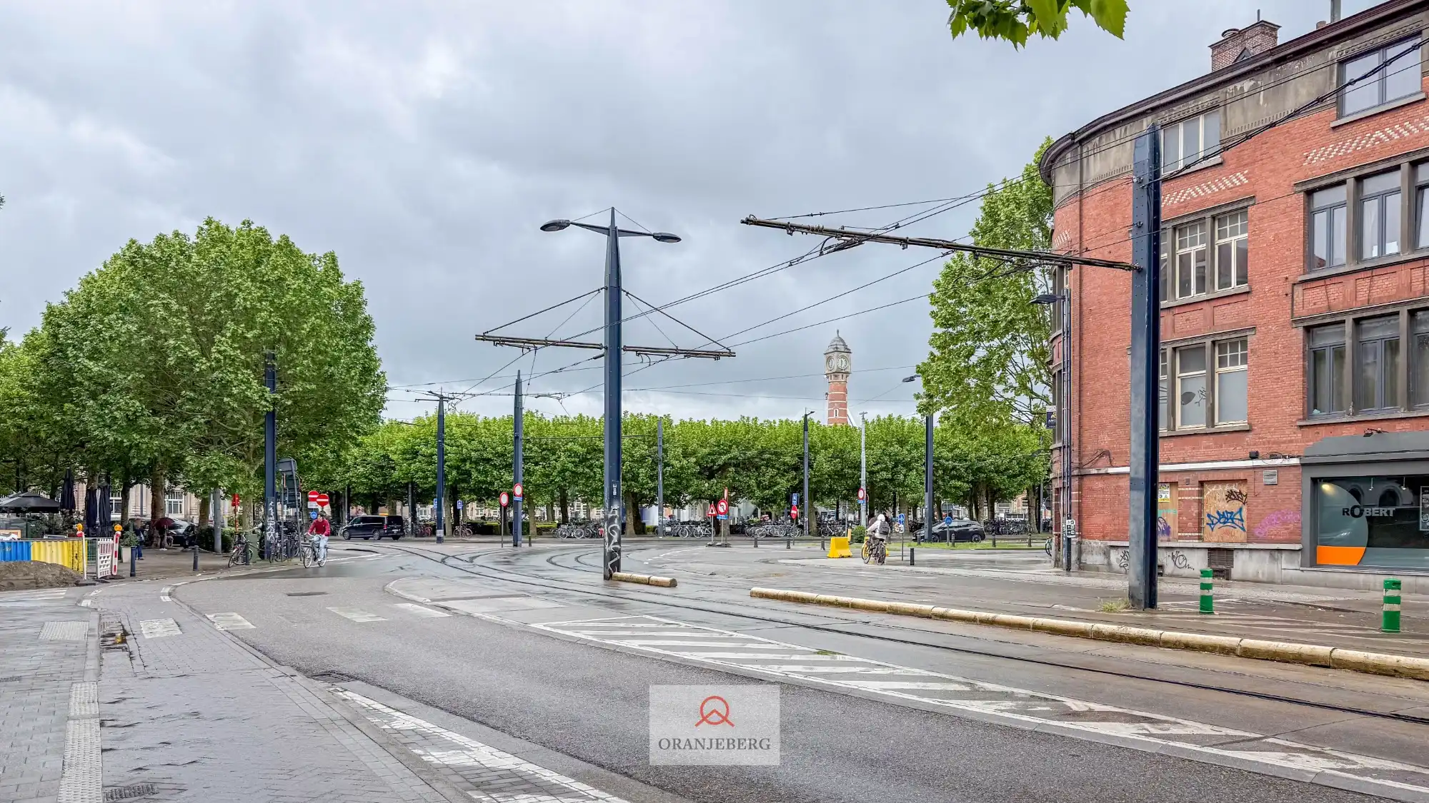 Ruim 3 slpk appartement vlakbij Station Gent-Sint-pieters. foto 35