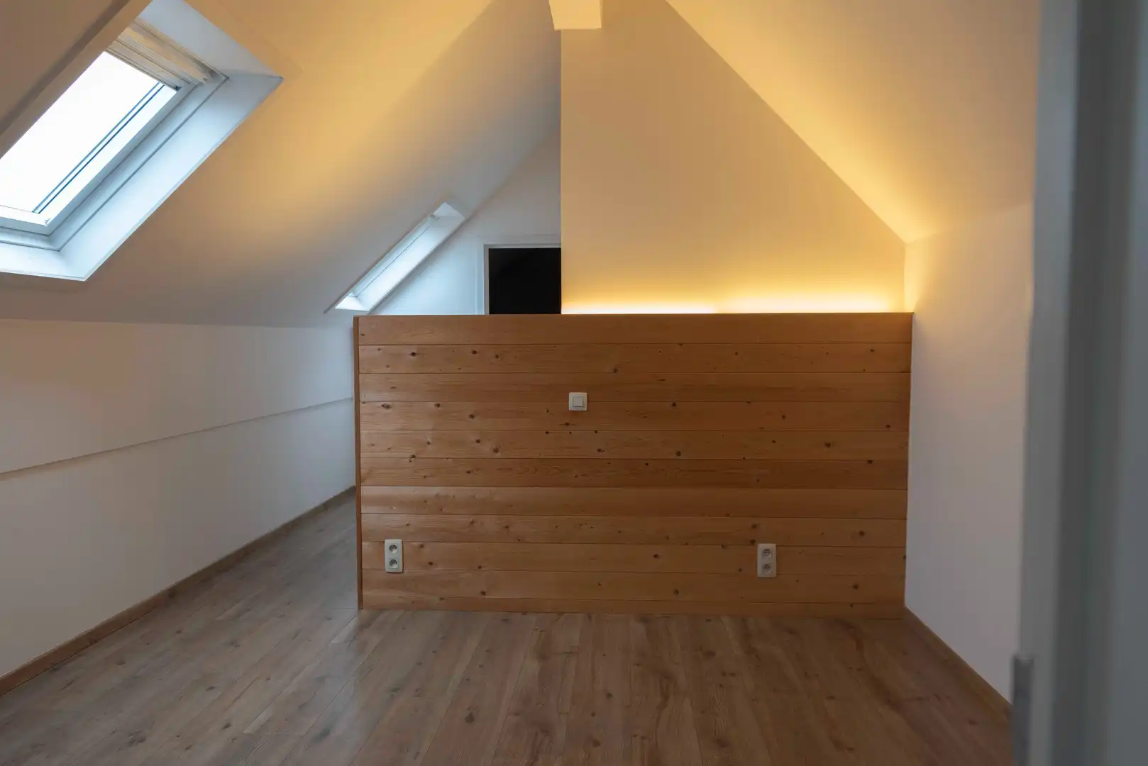 Exclusief dakappartement met uniek waterzicht, royale ruimtes en uitzonderlijk grote garage! foto 23