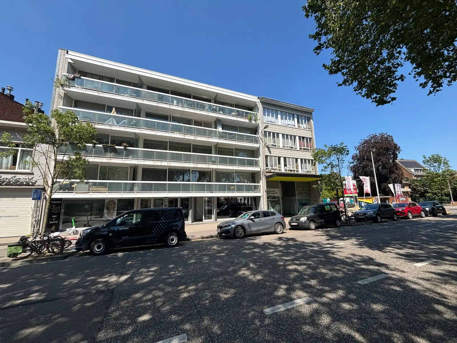 Commerciële ruimte te huur Herentalsebaan 129 - 2100 Antwerpen (Deurne)