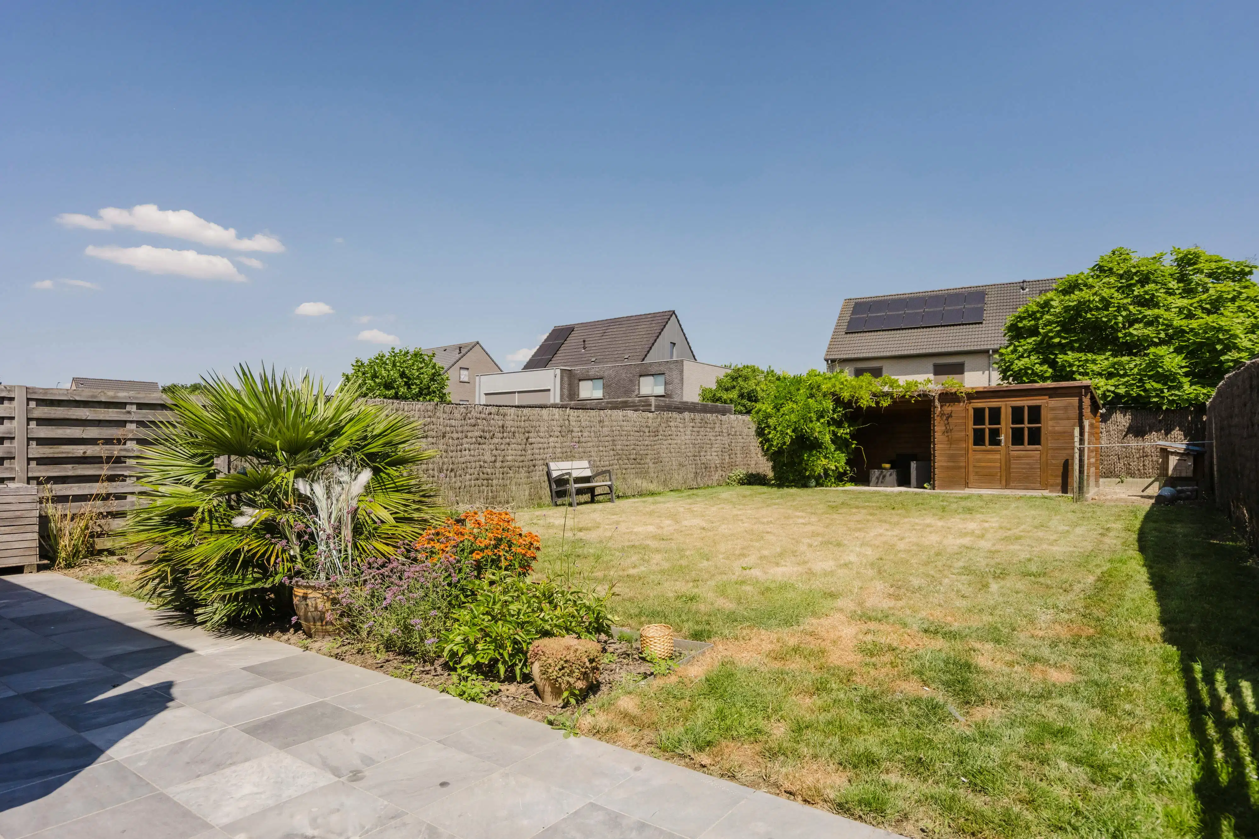 Prachtige energiezuinige gezinswoning op toplocatie in Heule! foto 9