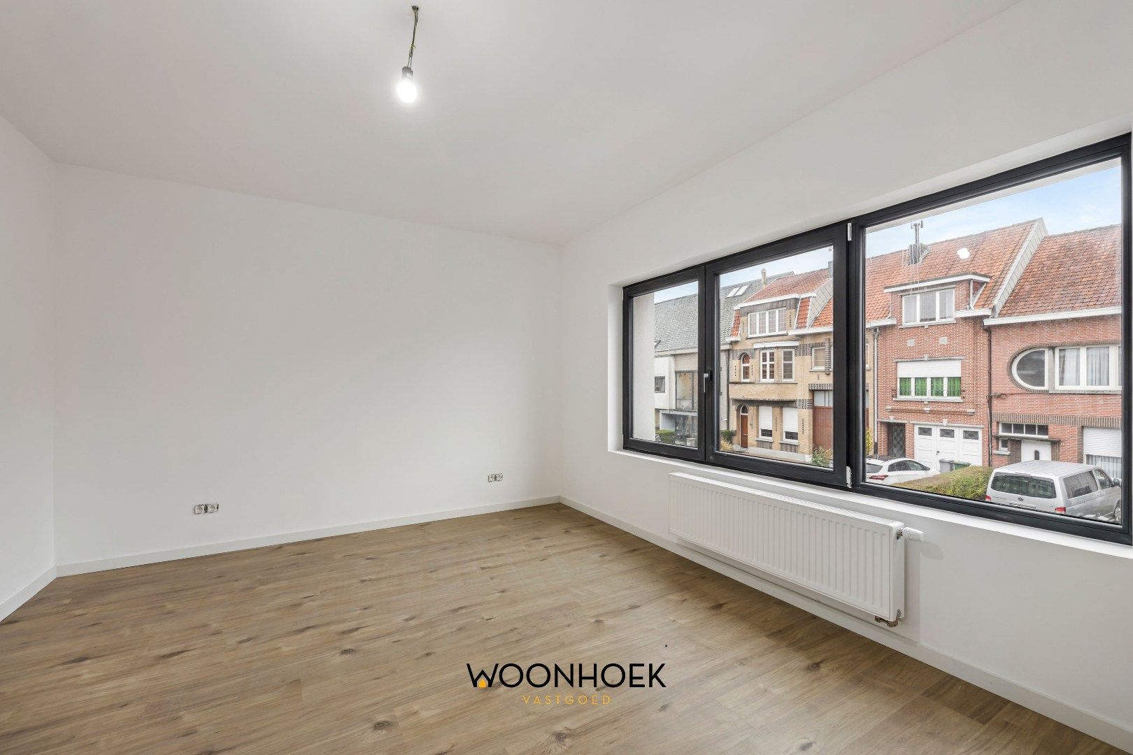 Gerenoveerde, 4-slpk woning met 2 badkamers en tuin! foto 13