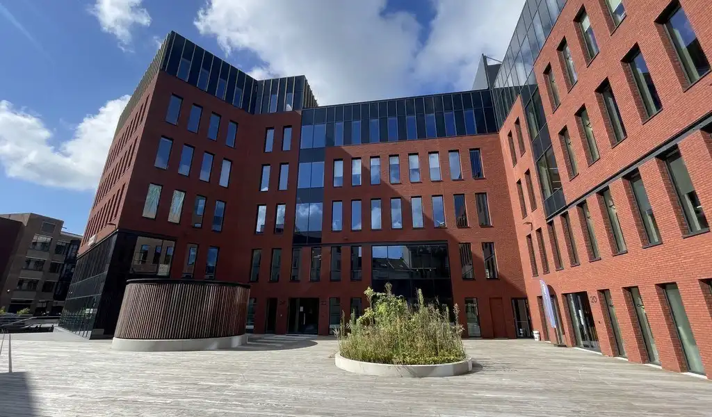 Zuidpoort Mechelen - nieuwbouw kantoren te huur aan station foto 18