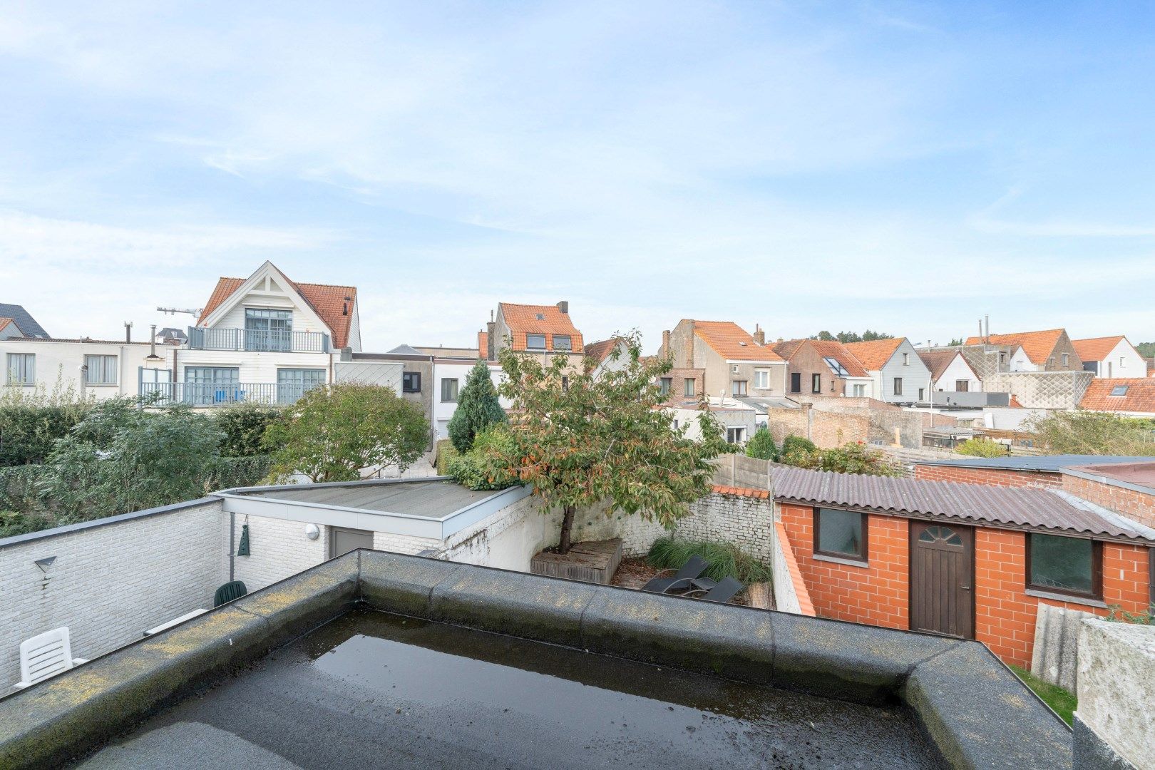 Gerenoveerd appartement met 2 slpks. en terras foto 10