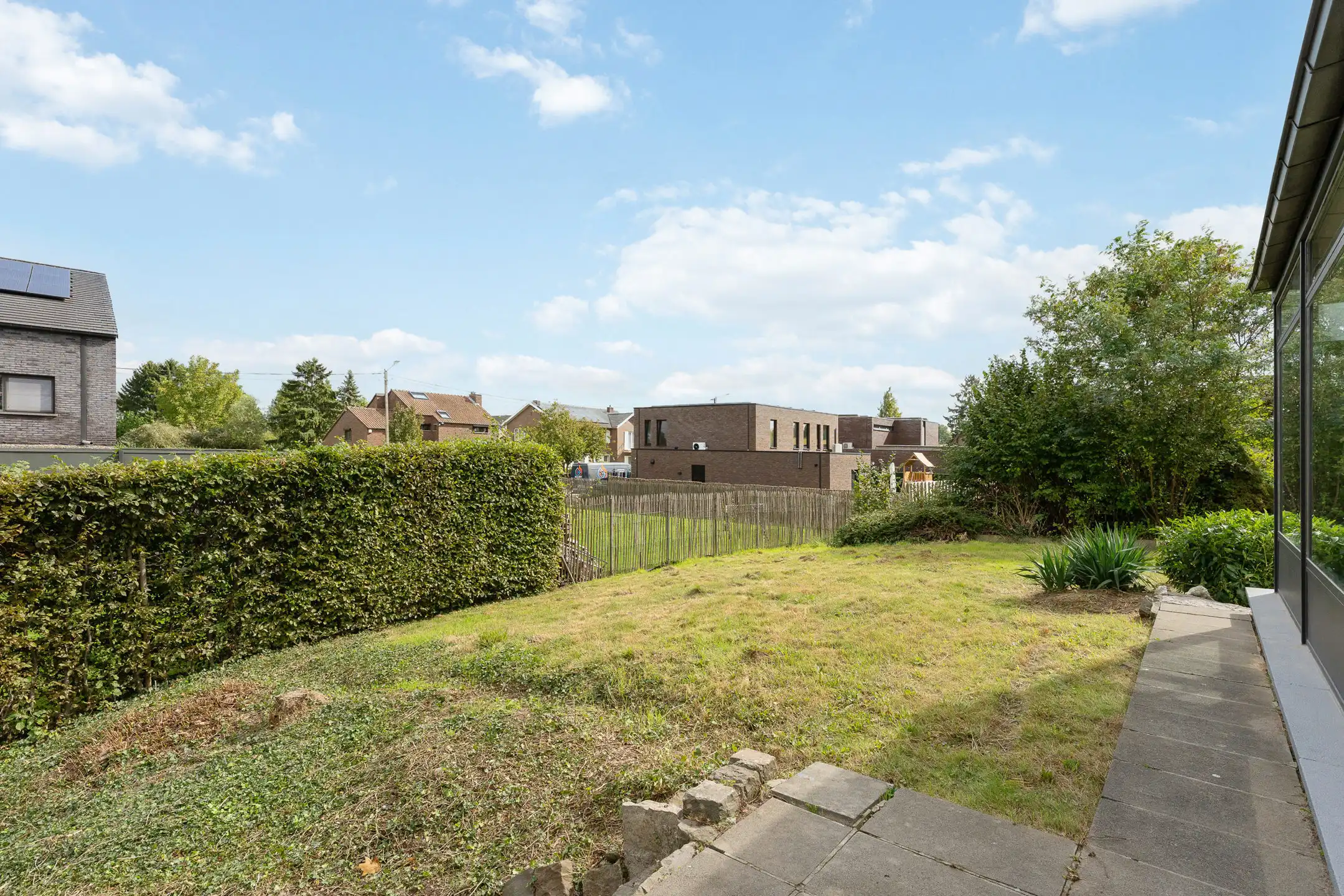Recent gerenoveerde 4-gevelwoning te Riemst foto 23