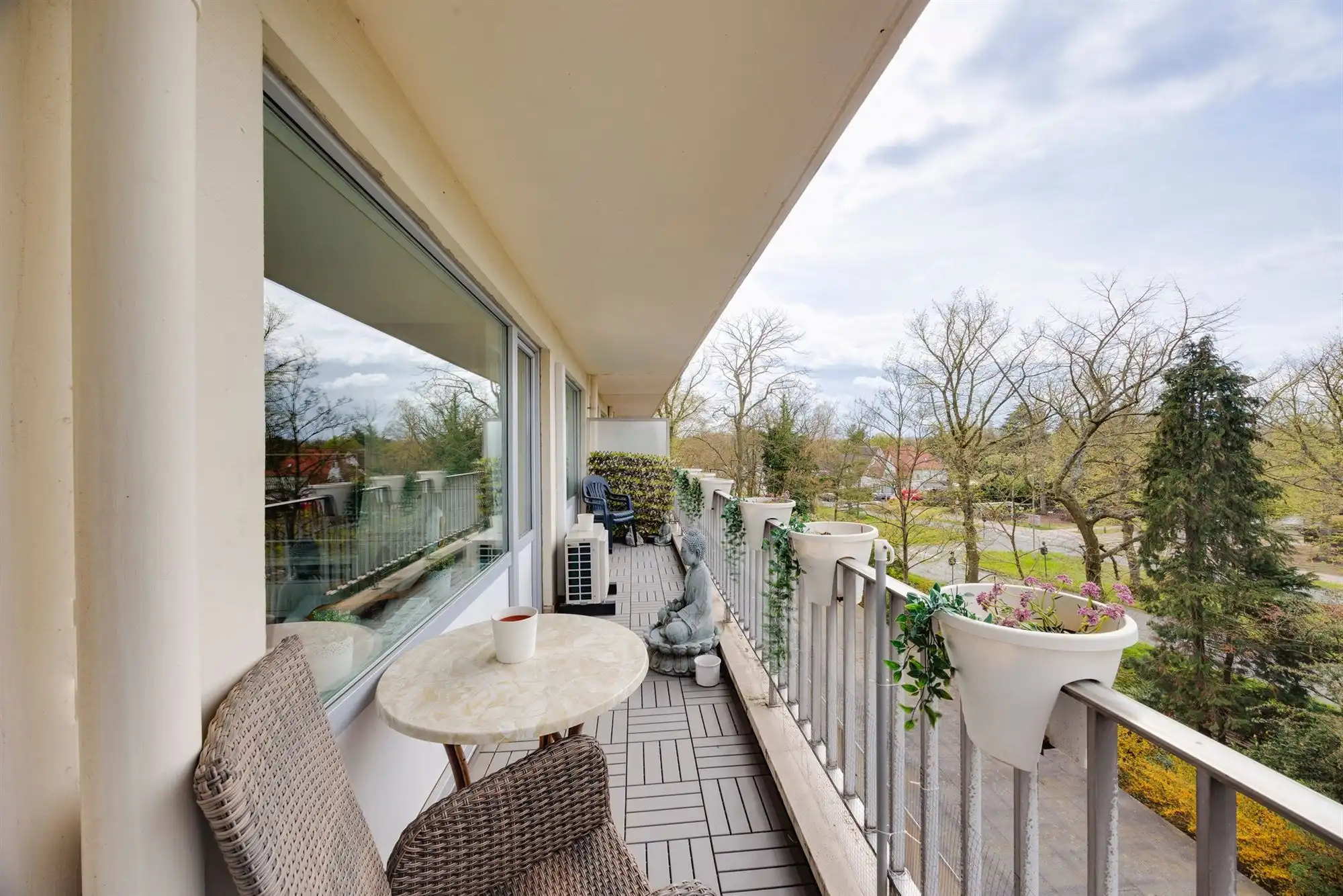 Gerenoveerd 1-slaapappartement met terras te Edegem foto 12