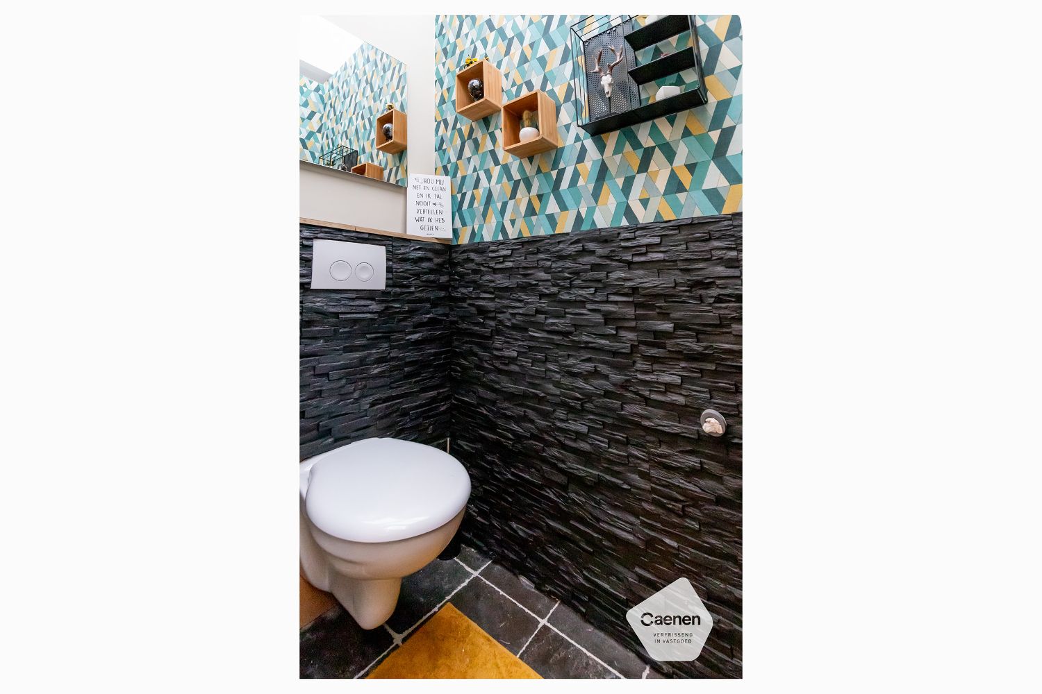 LEUKE HEDENDAAGSE WONING met 3 slaapkamers en een LOODS met oprit foto 5