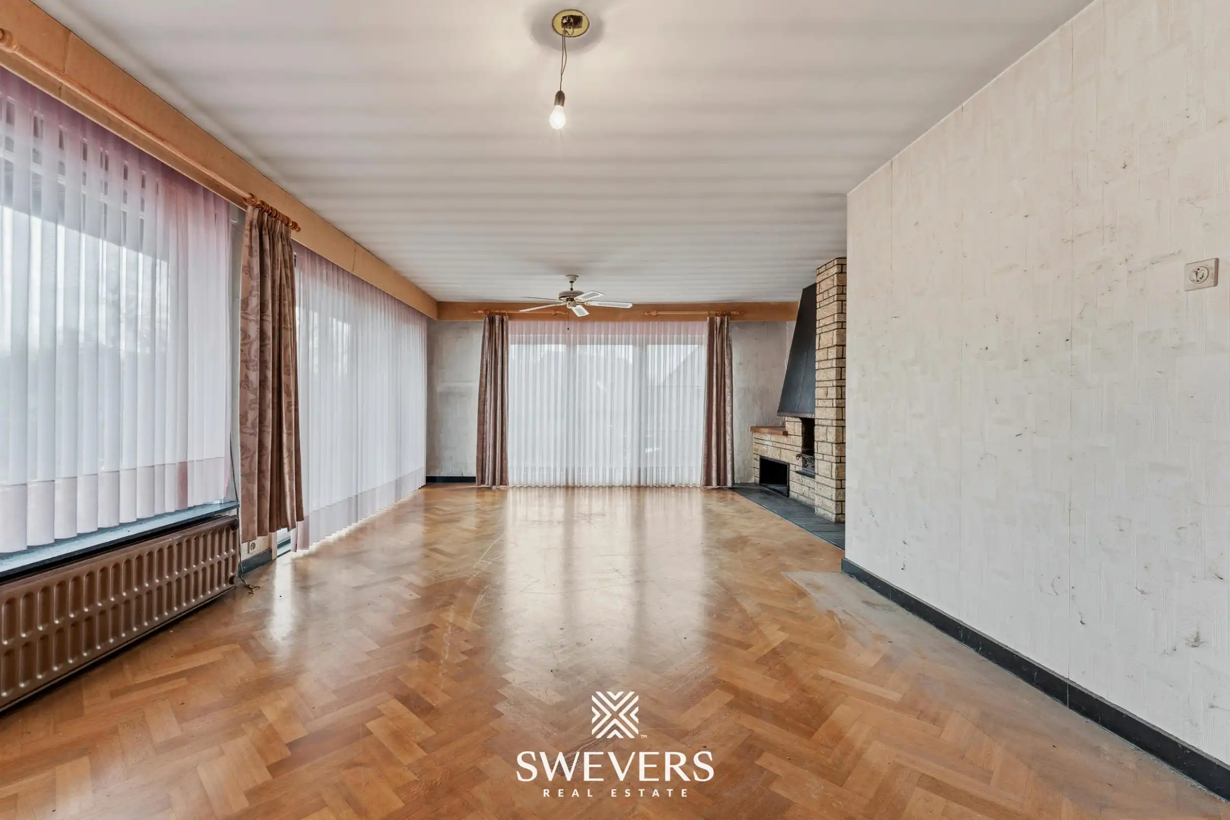 Bel-etage woning, 3 slpk, met aansluitende weide en vergunde stallingen en aparte weide, in totaal op 85a52ca foto 6