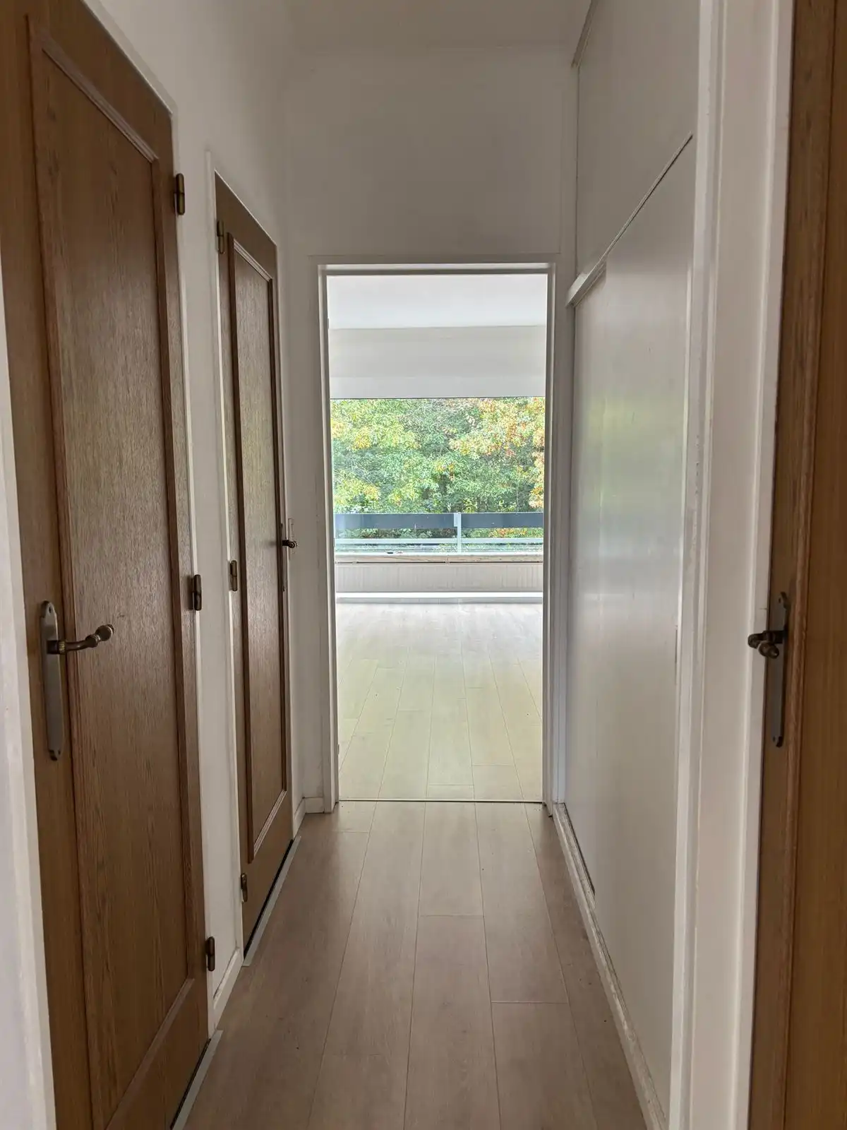 Leuk gelegen appartement met 2 slaapkamers en garage foto 8