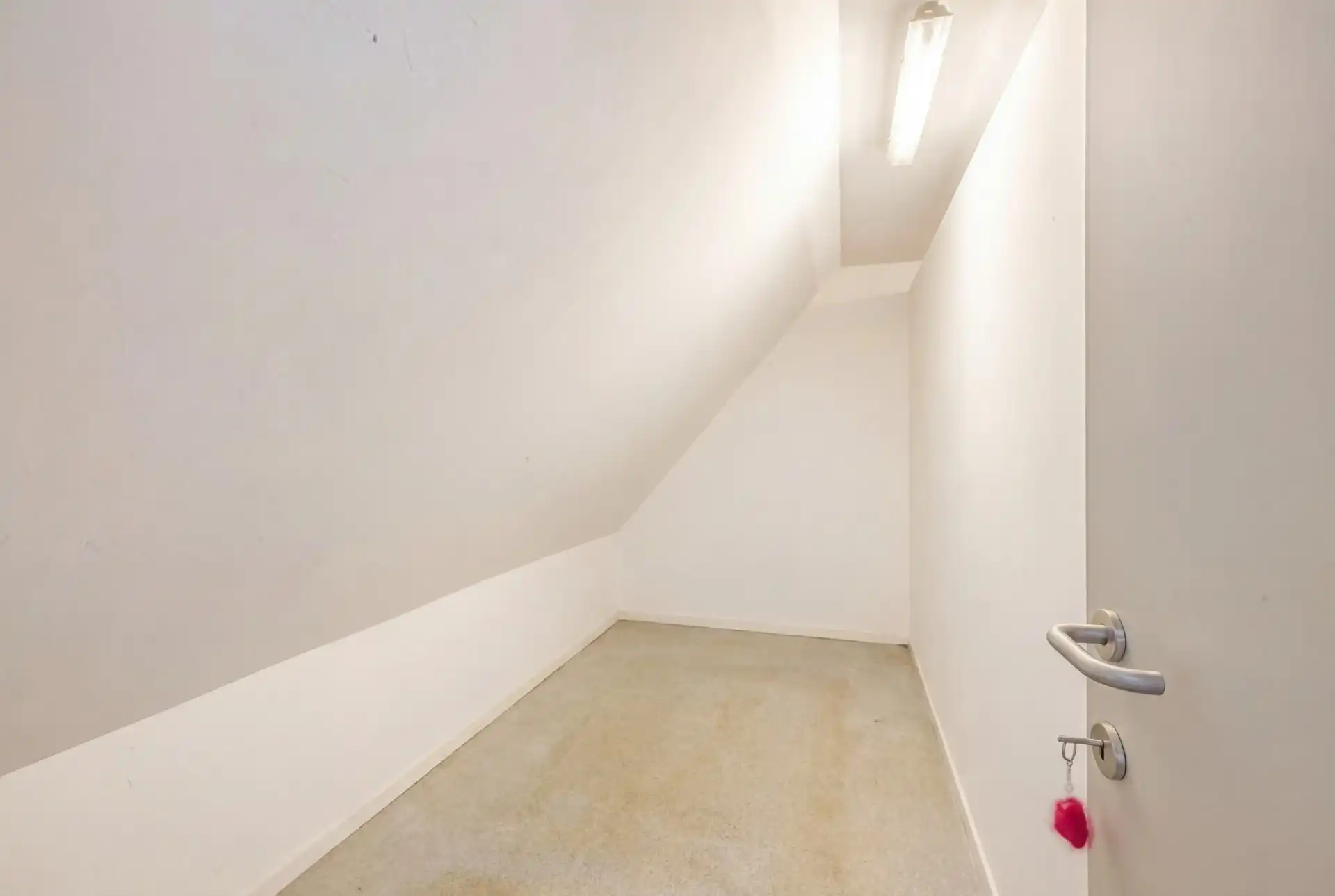 Recent instapklaar appartement in kleinschalige residentie foto 11