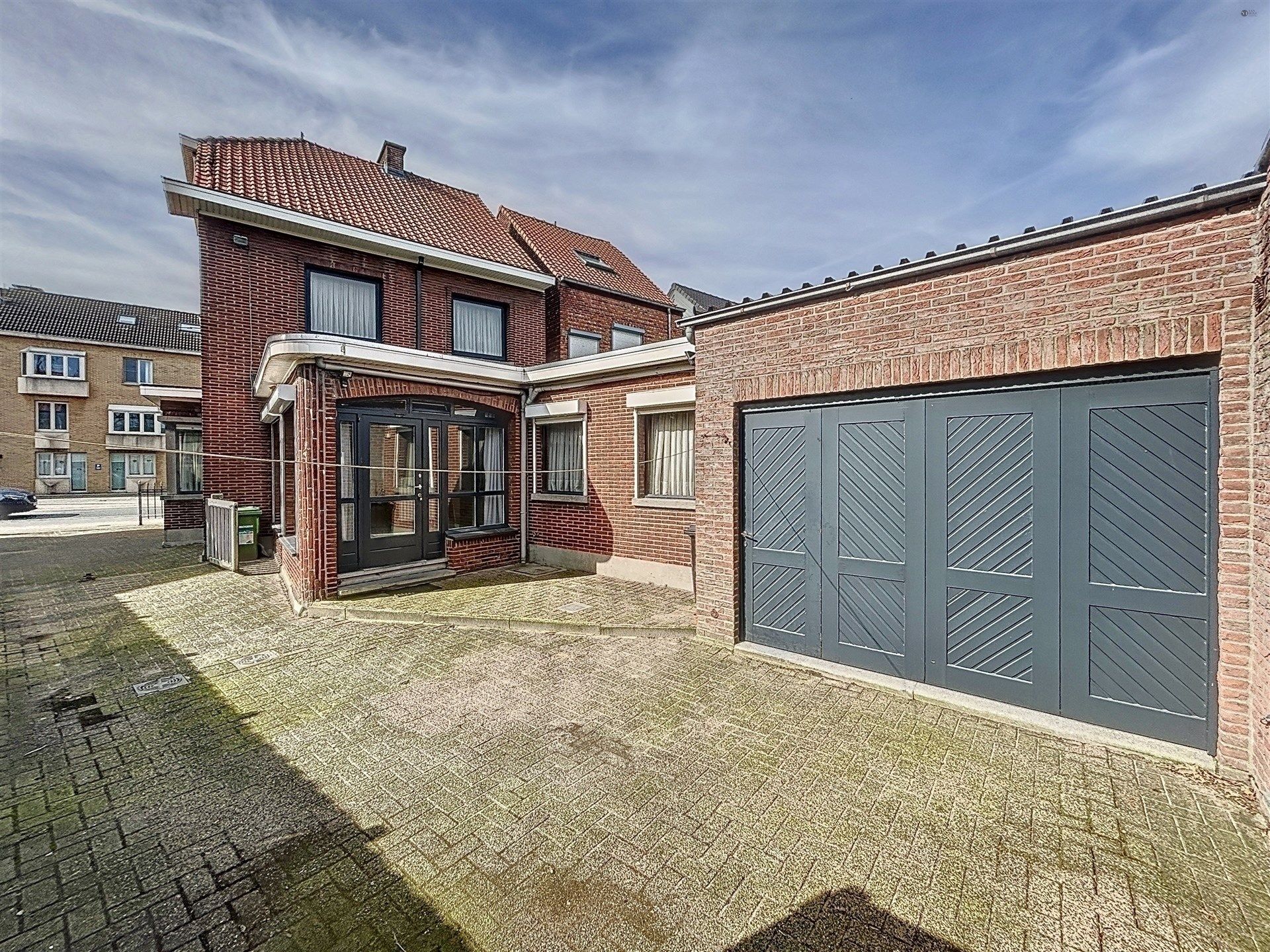 Woning  met  bijgebouw en grote  garage/werkplaats op perceel van 843 m² foto 24