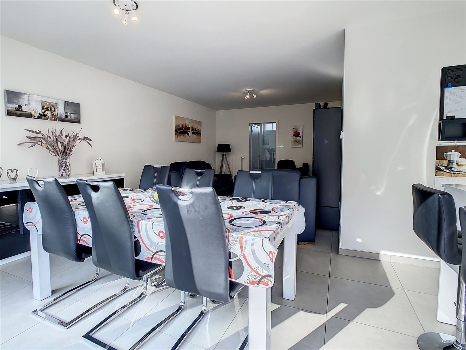 Mooie woning, 3 slpks, garage en groot terras foto 15