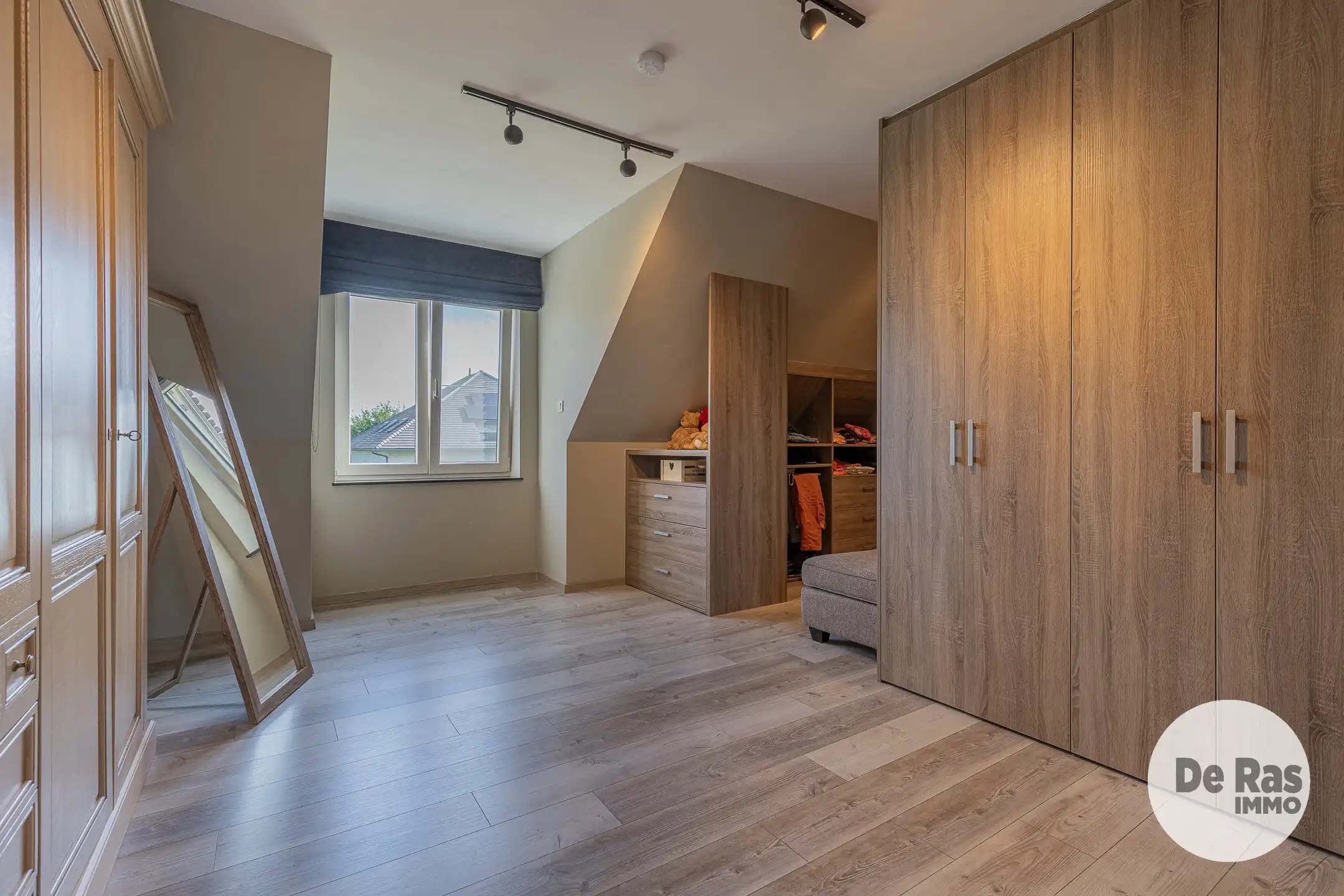 HAALTERT - Recente woning met alle comfort en mooie tuin foto 16