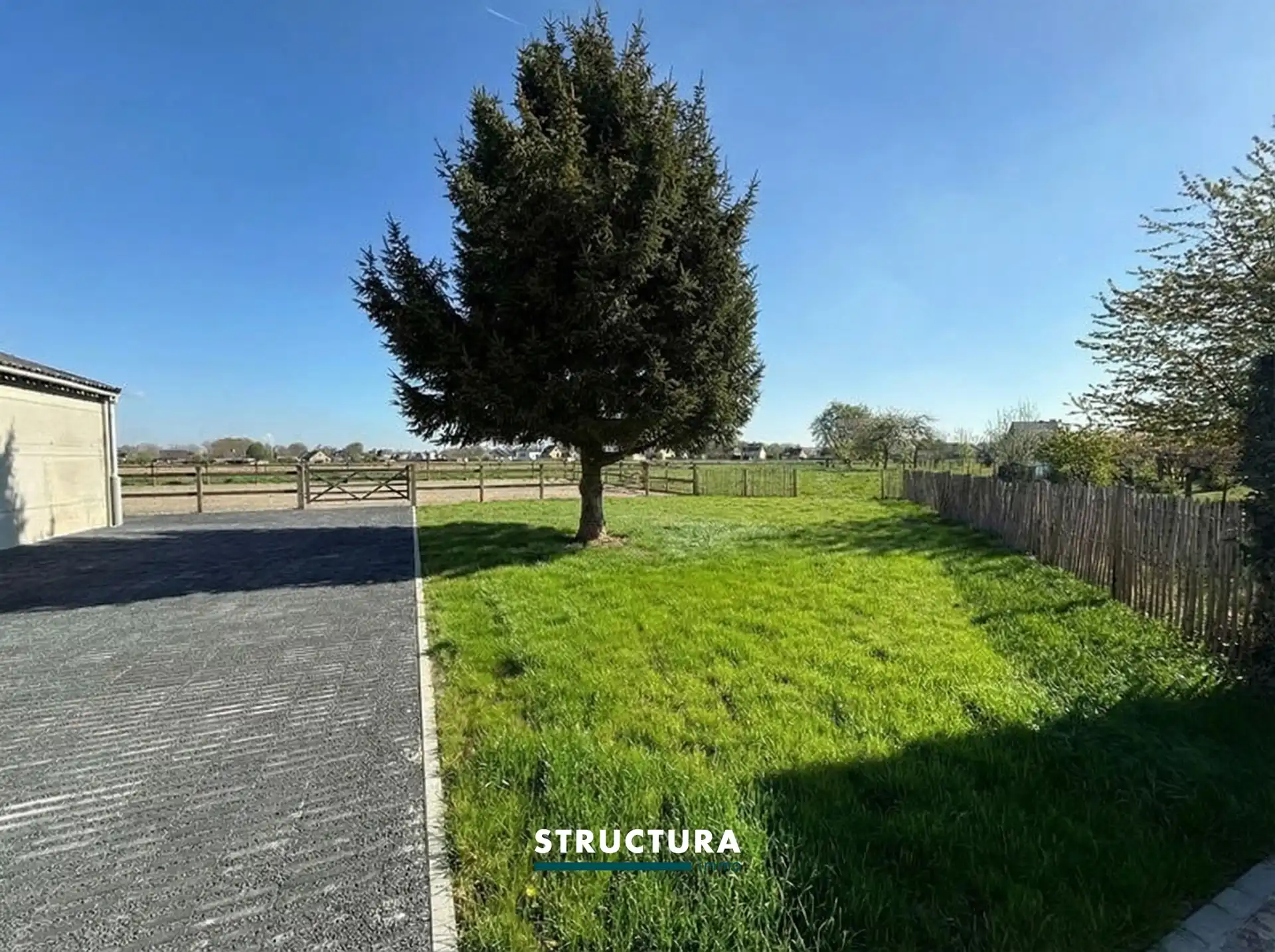 Gerenoveerde woning met weide en paardenstal foto 21