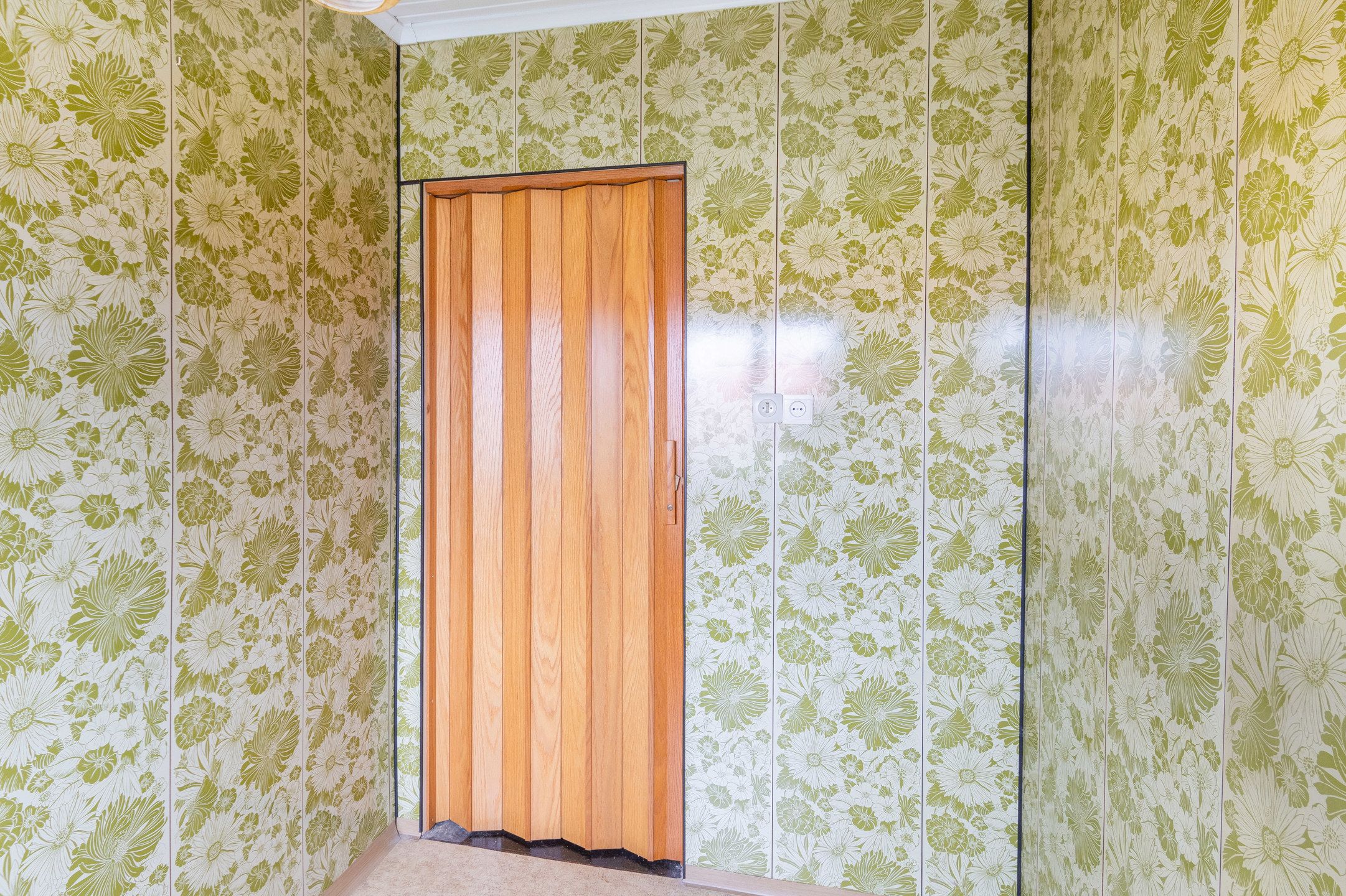 Knusse te renoveren woning met leuke tuin foto 27