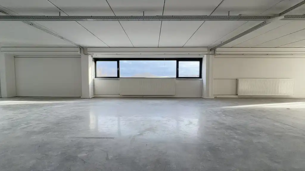 Recent kantoor te huur in de Kasteleinsstraat in Kruibeke foto 7