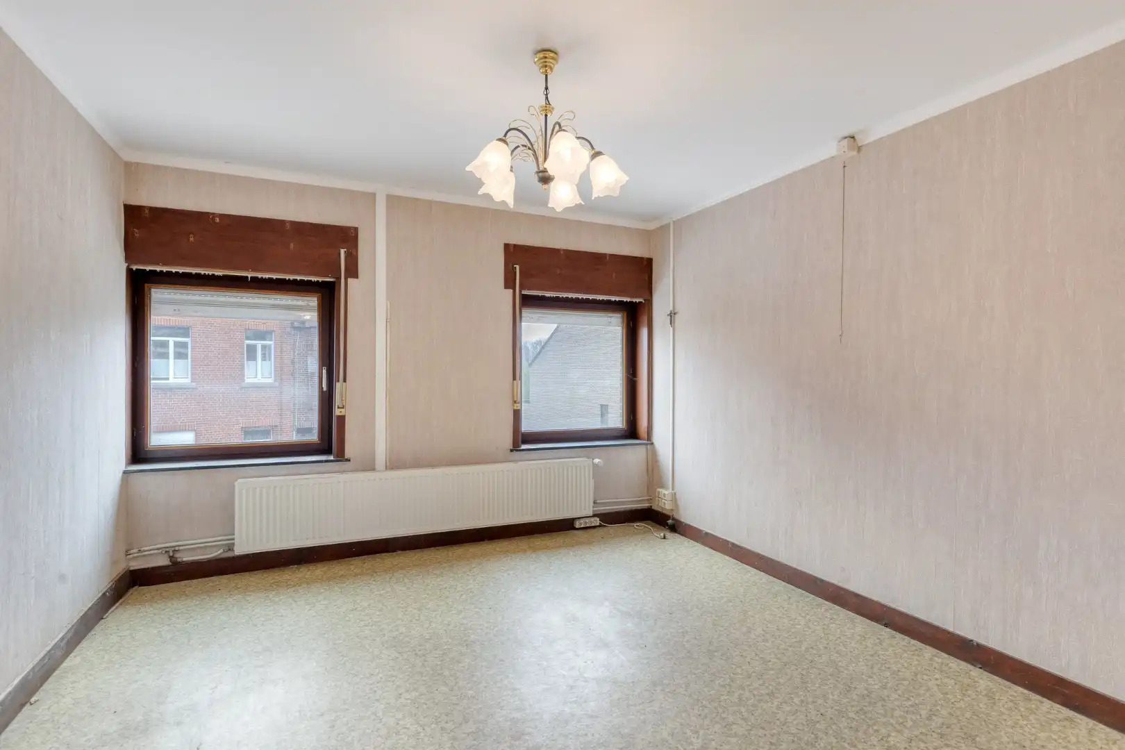 Mogelijkheid om te splitsen in 2 woningen - Half open bebouwing (hoeve) met 5 slaapkamers, tuin, terras en zeer ruime garage in Oorbeek (Tienen)! – EPC 730 kWh/ foto 17