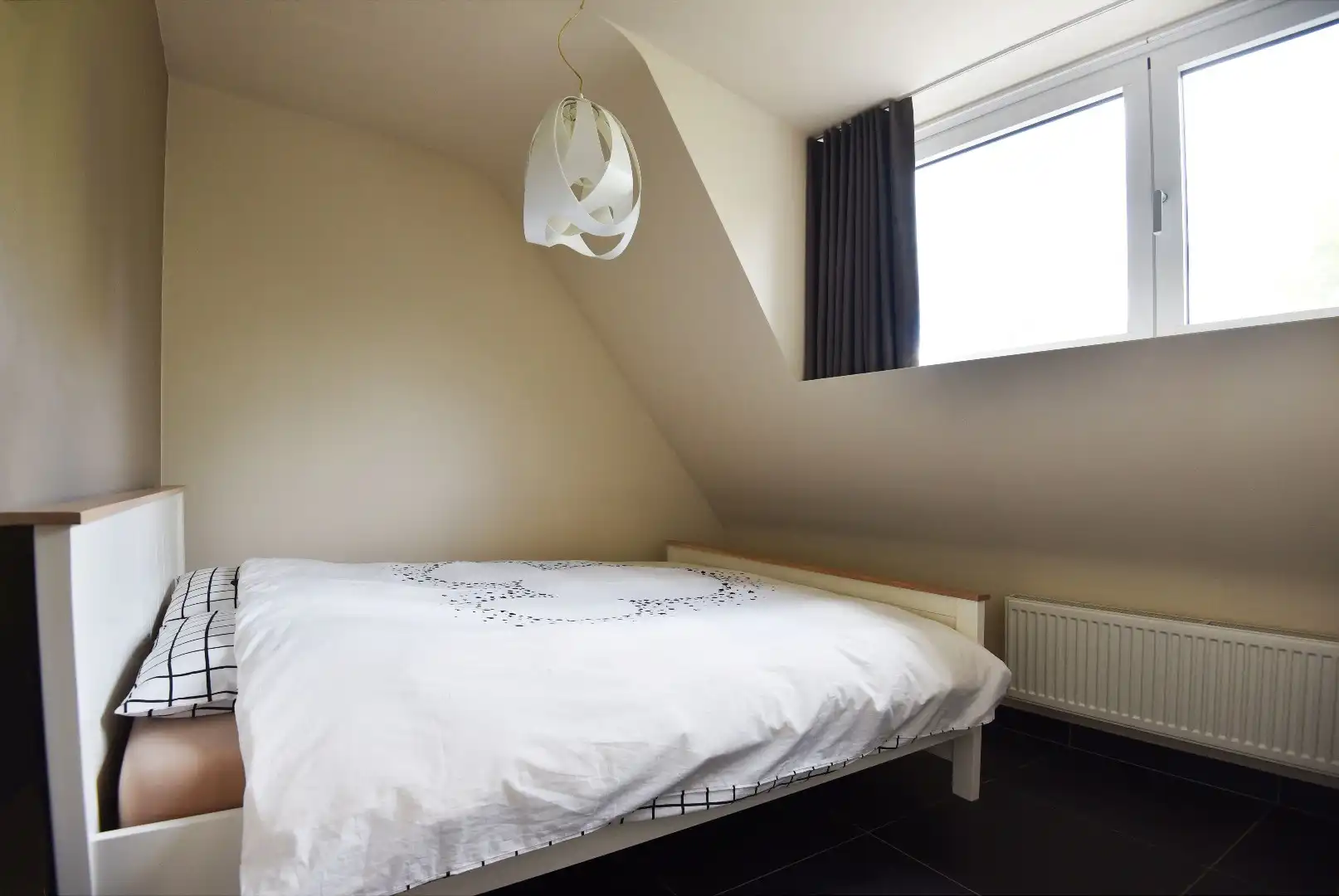 Duplex appartement op de 2e verdieping met 2 slpks en terras te Gent foto 7