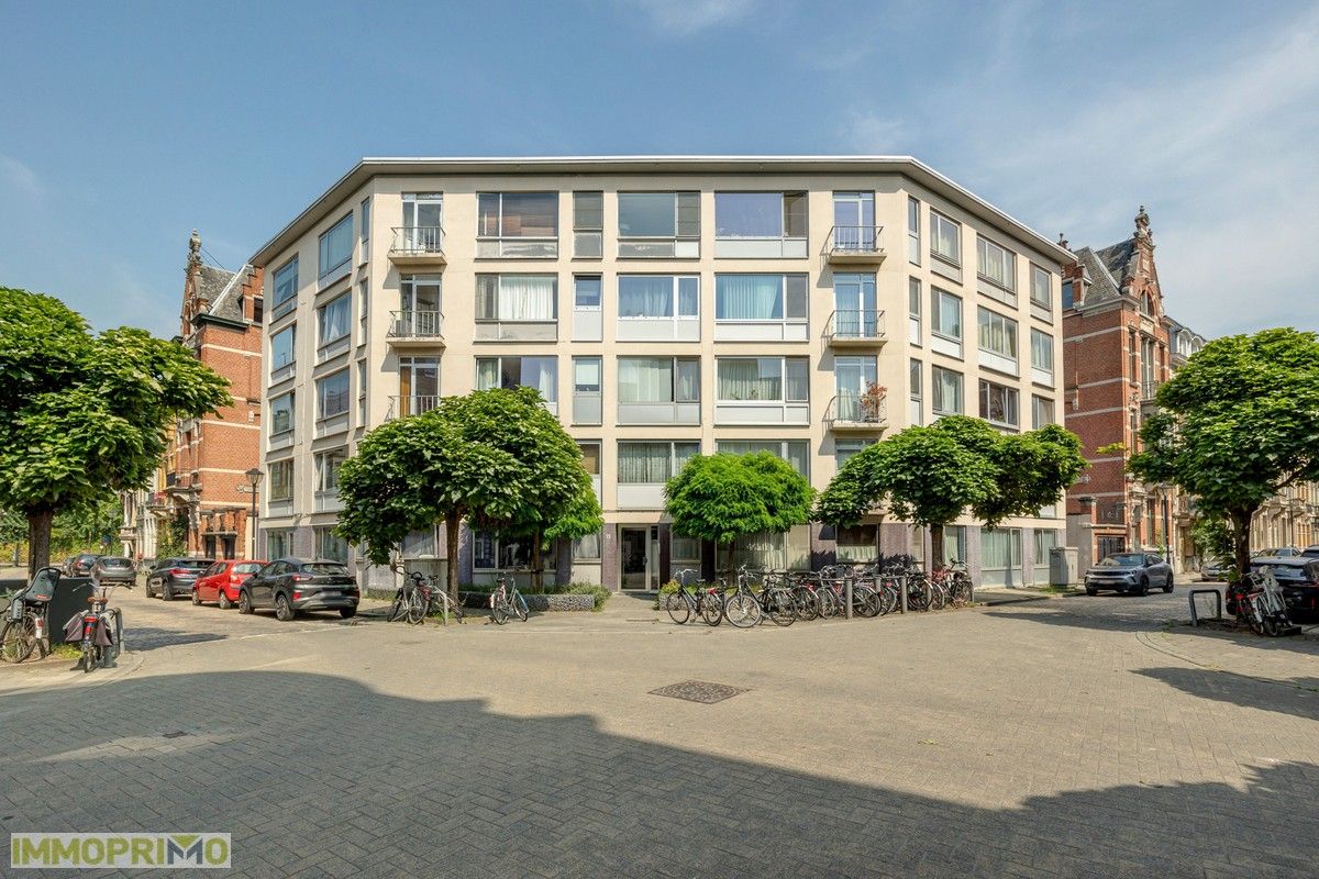 ()=>{if(producerUpdateValueVersion(node),producerAccessed(node),node.value===ERRORED)throw node.error;return node.value} Velodroomstraat 15/32 - 2600 Berchem (2600)