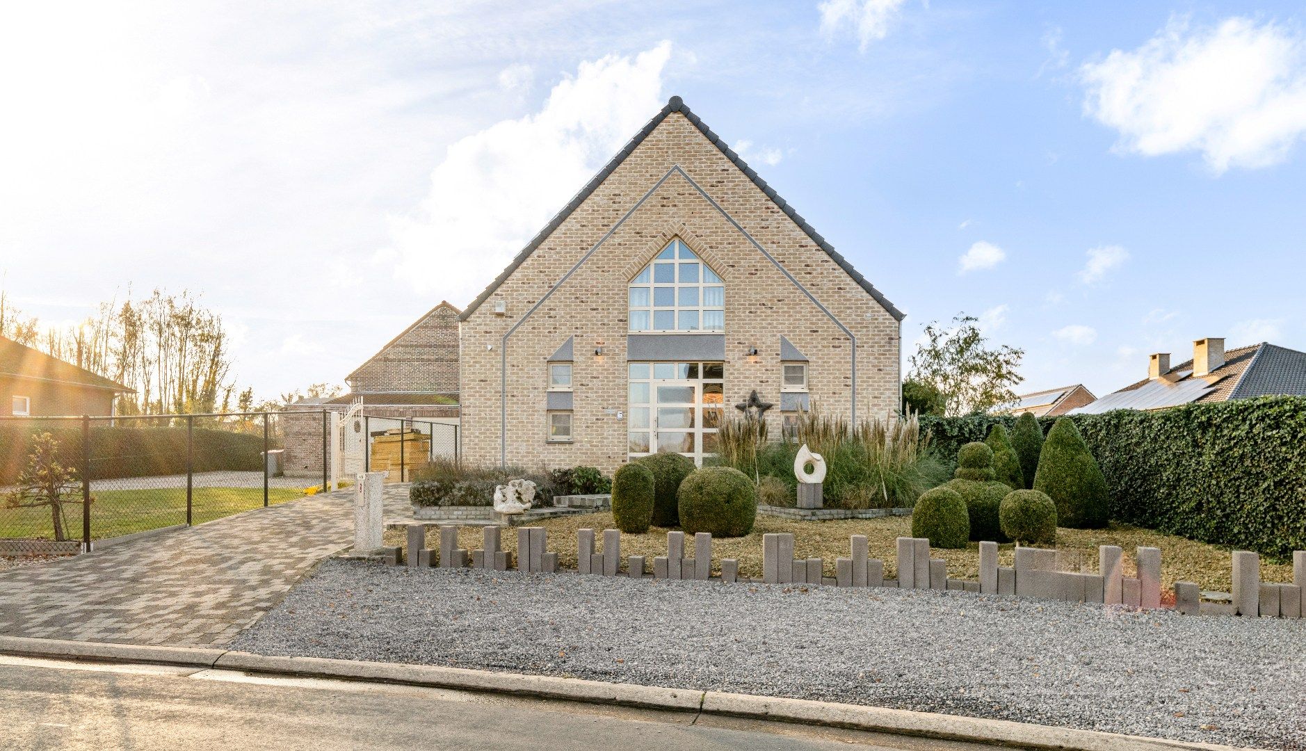 Statige en veelzijdige woning met karakter, energiezuinig comfort én prachtige tuin, op toplocatie. foto 5