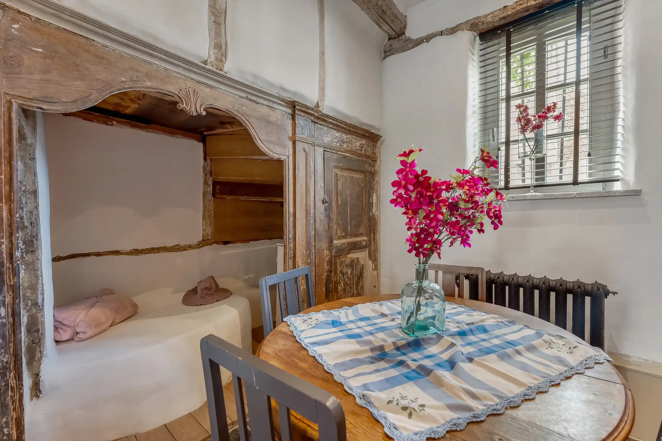 Vierkantshoeve met 3 woningen te Valmeer foto 5