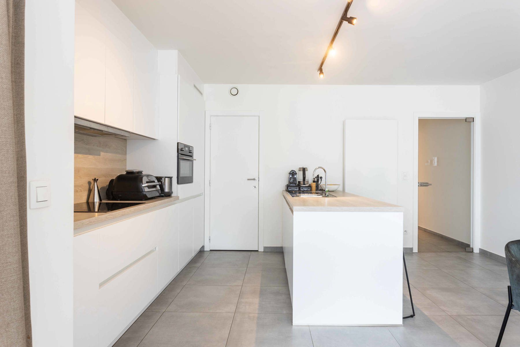 Comfortabel en Licht Appartement op toplocatie foto 11