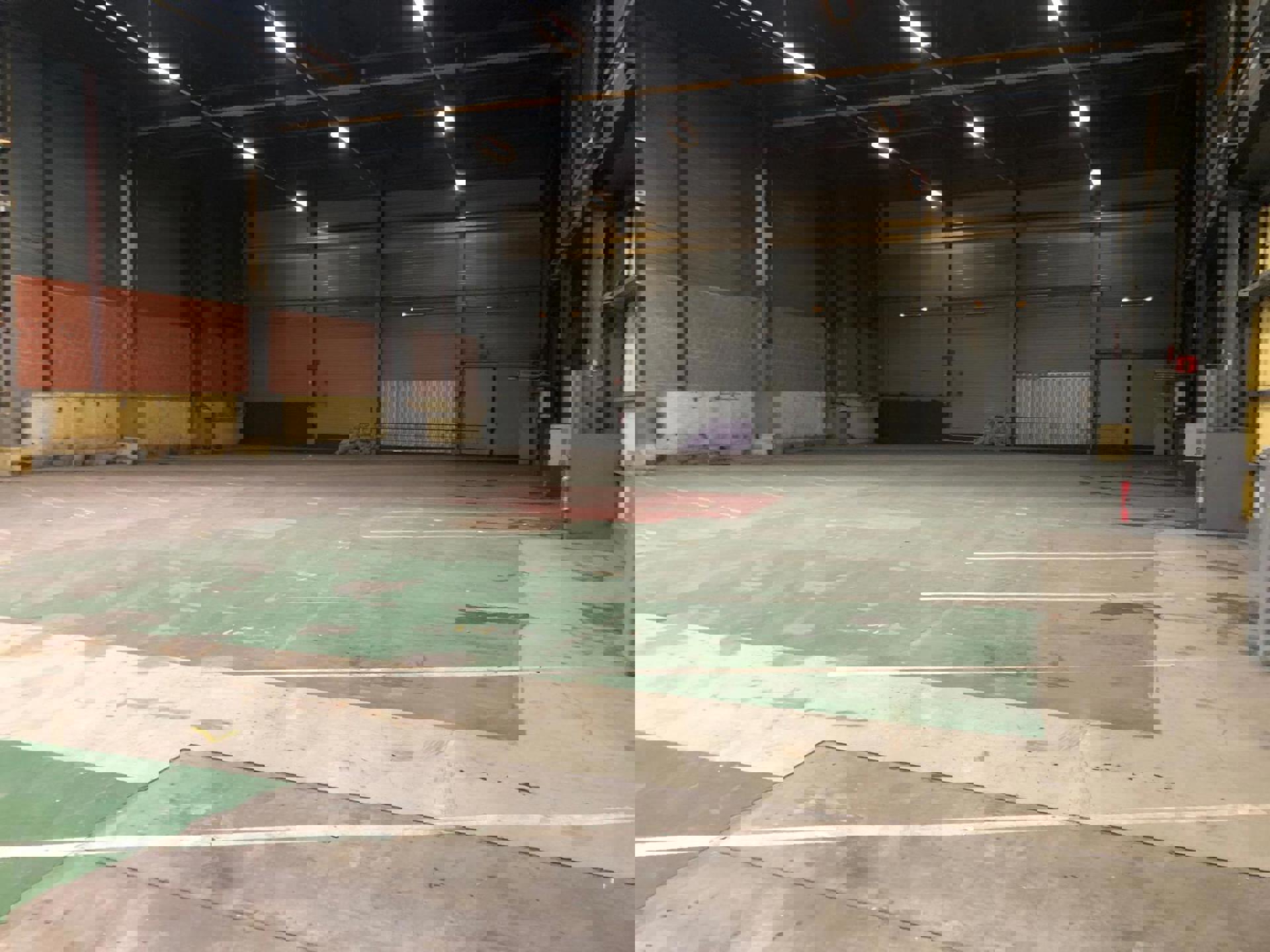 Magazijn van ca. 10.000m²  verdeeld over 2 verdiepingen glv 7.000m² en 1ste V 3.000m²  te Vilvoorde foto 6