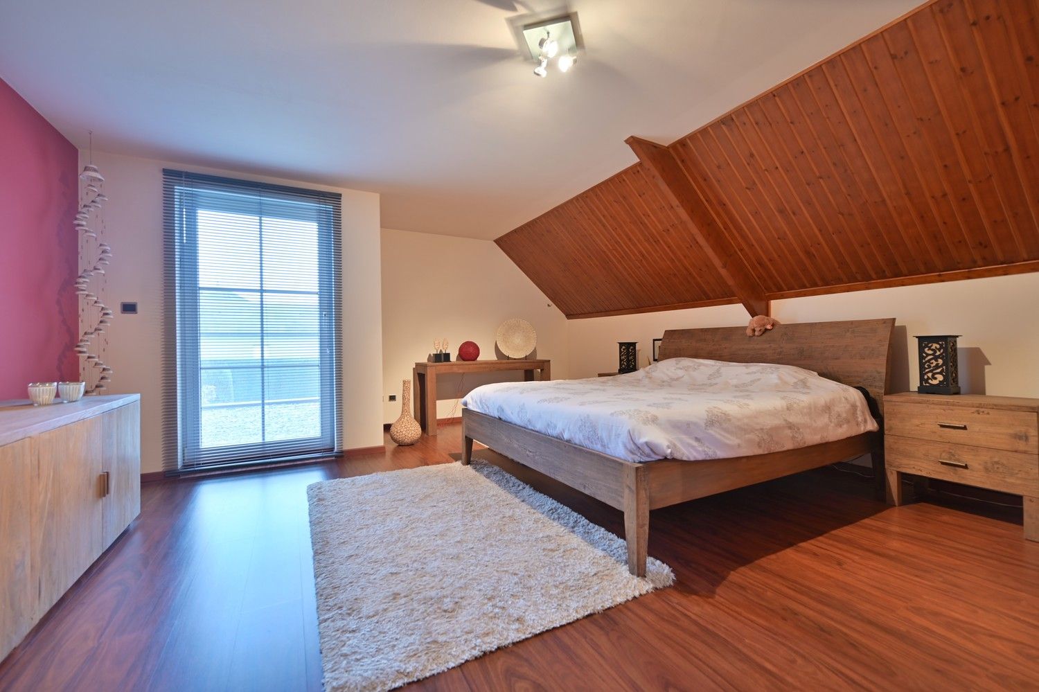 Riante woning met 5 slaapkamers (praktijkruimte), rustig gelegen nabij natuur foto 24