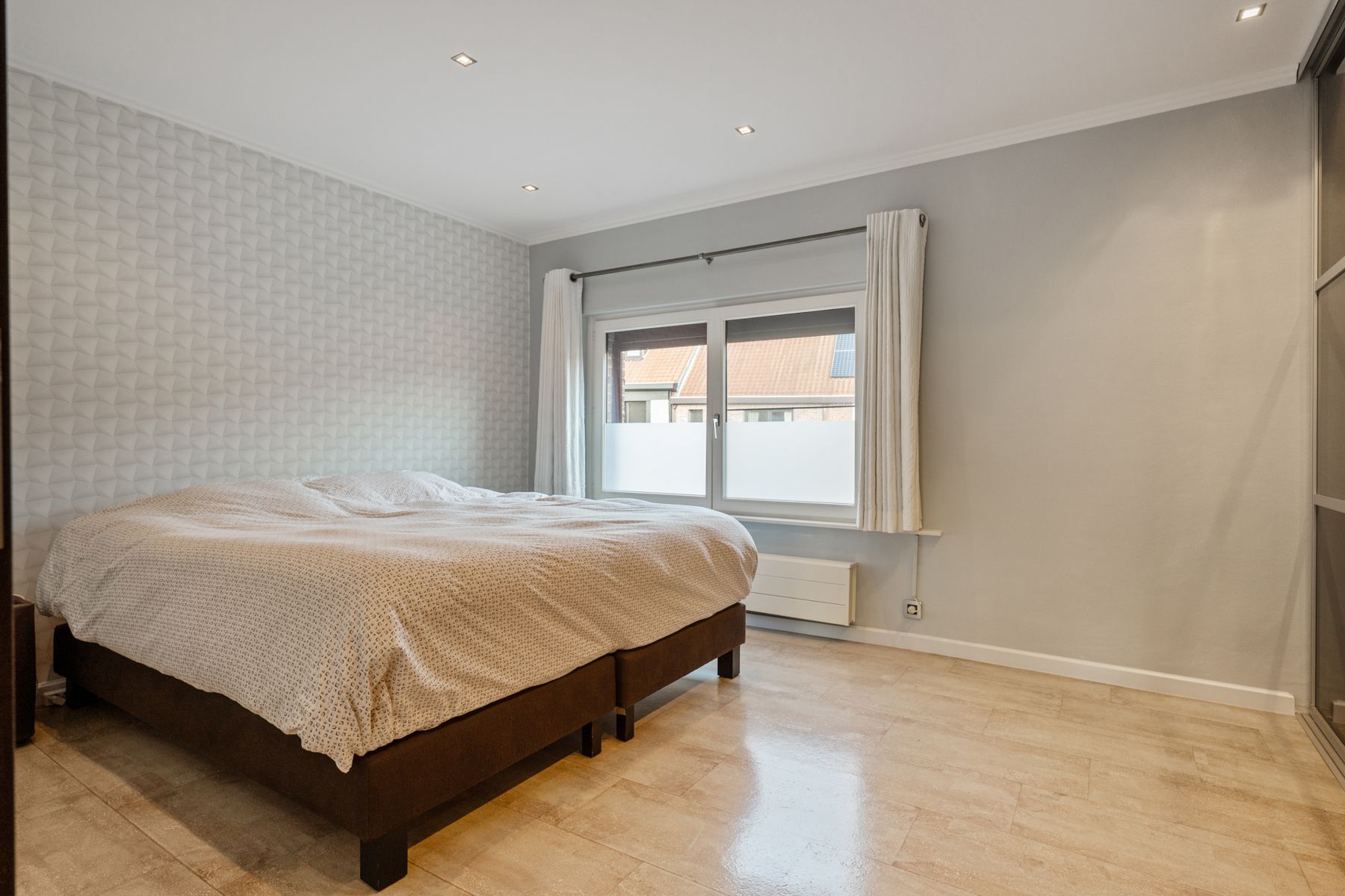 Gerenoveerde woning in een topbuurt foto 7