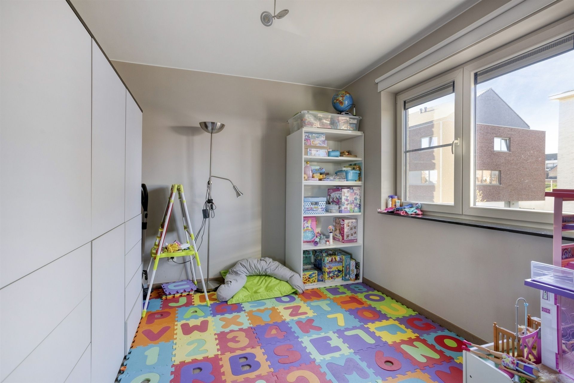 Grote instapklare woning nabij centrum Asse foto 7