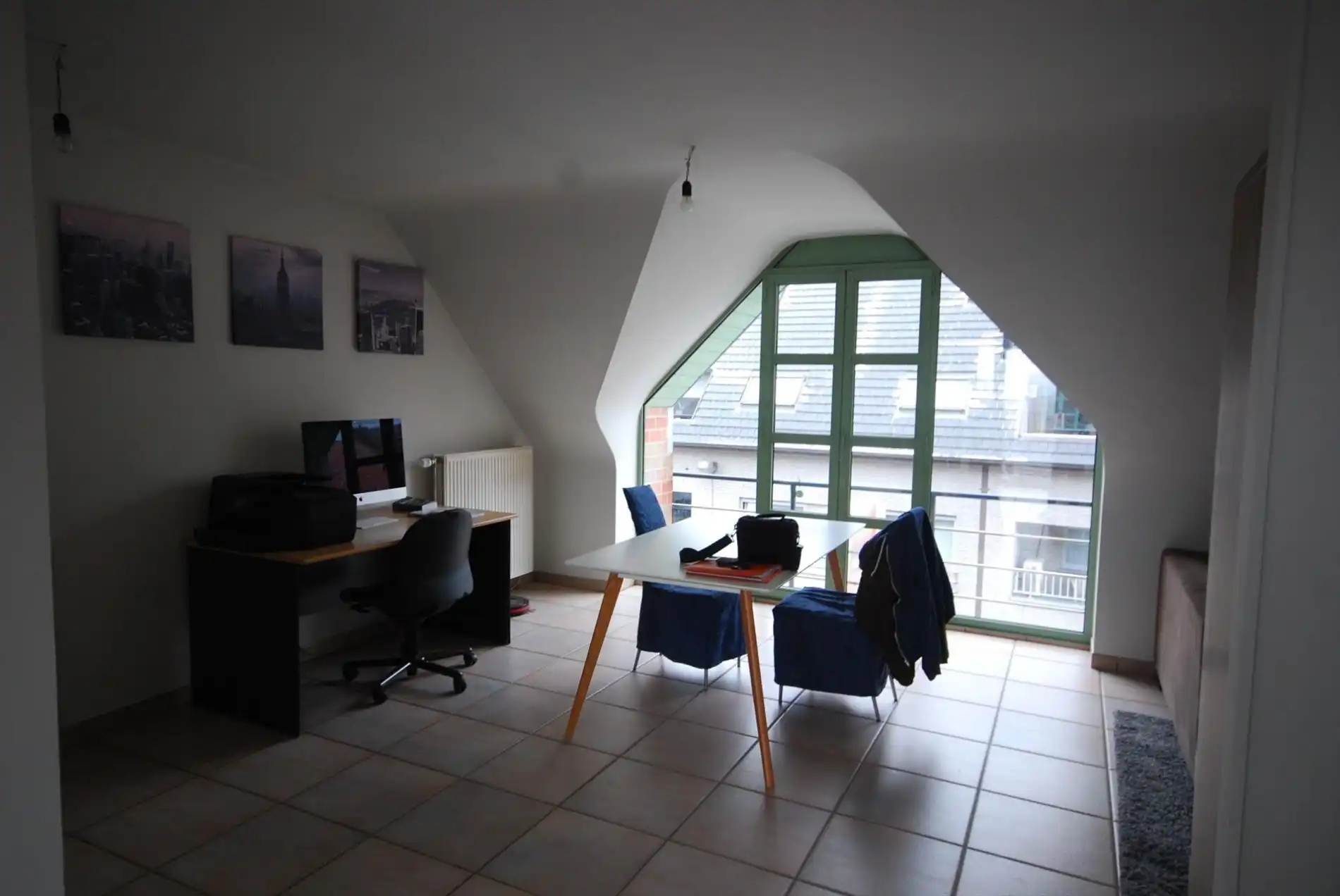 RUIM APPARTEMENT MET ONDERGRONDSE AUTOSTAANPLAATS foto 2