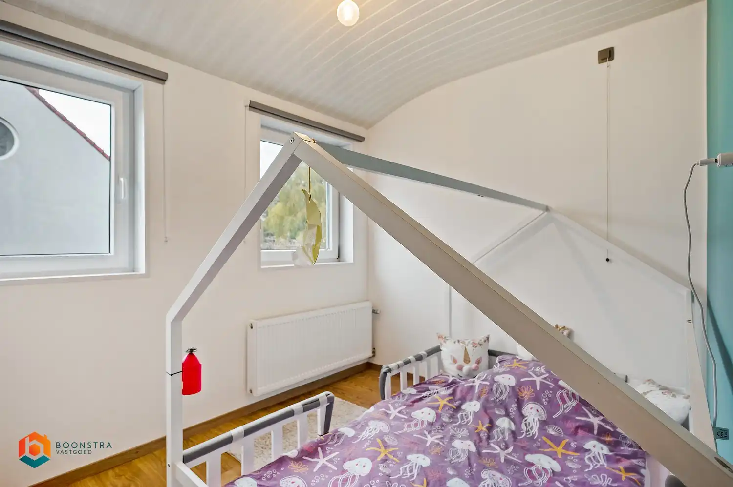 Leuke gezinswoning met 4 slpkrs en leuke tuin (1200 m²) foto 18