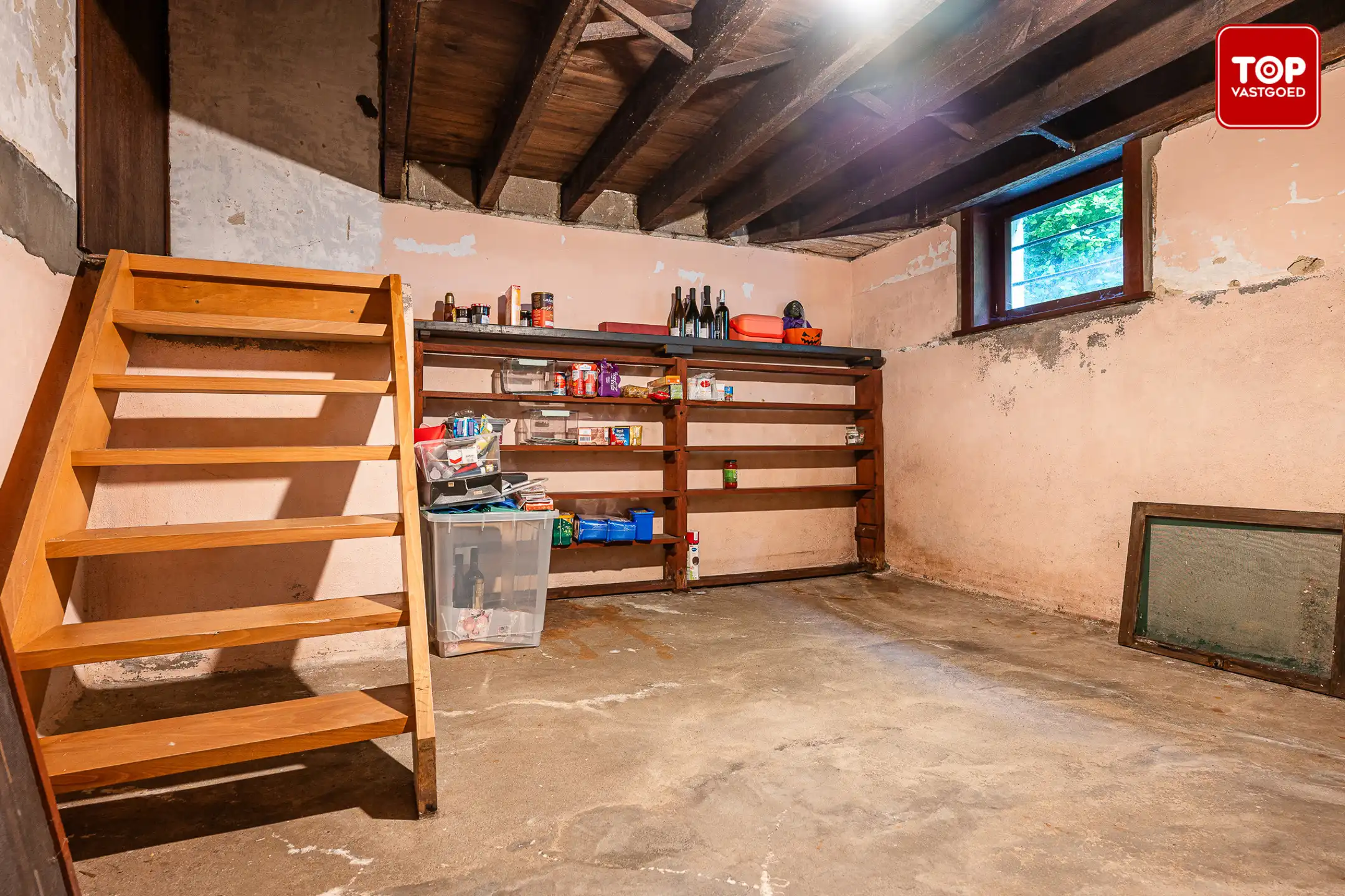 Uitzonderlijk gelegen perceel met totaal te renoveren of herop te bouwen woning.  foto 19