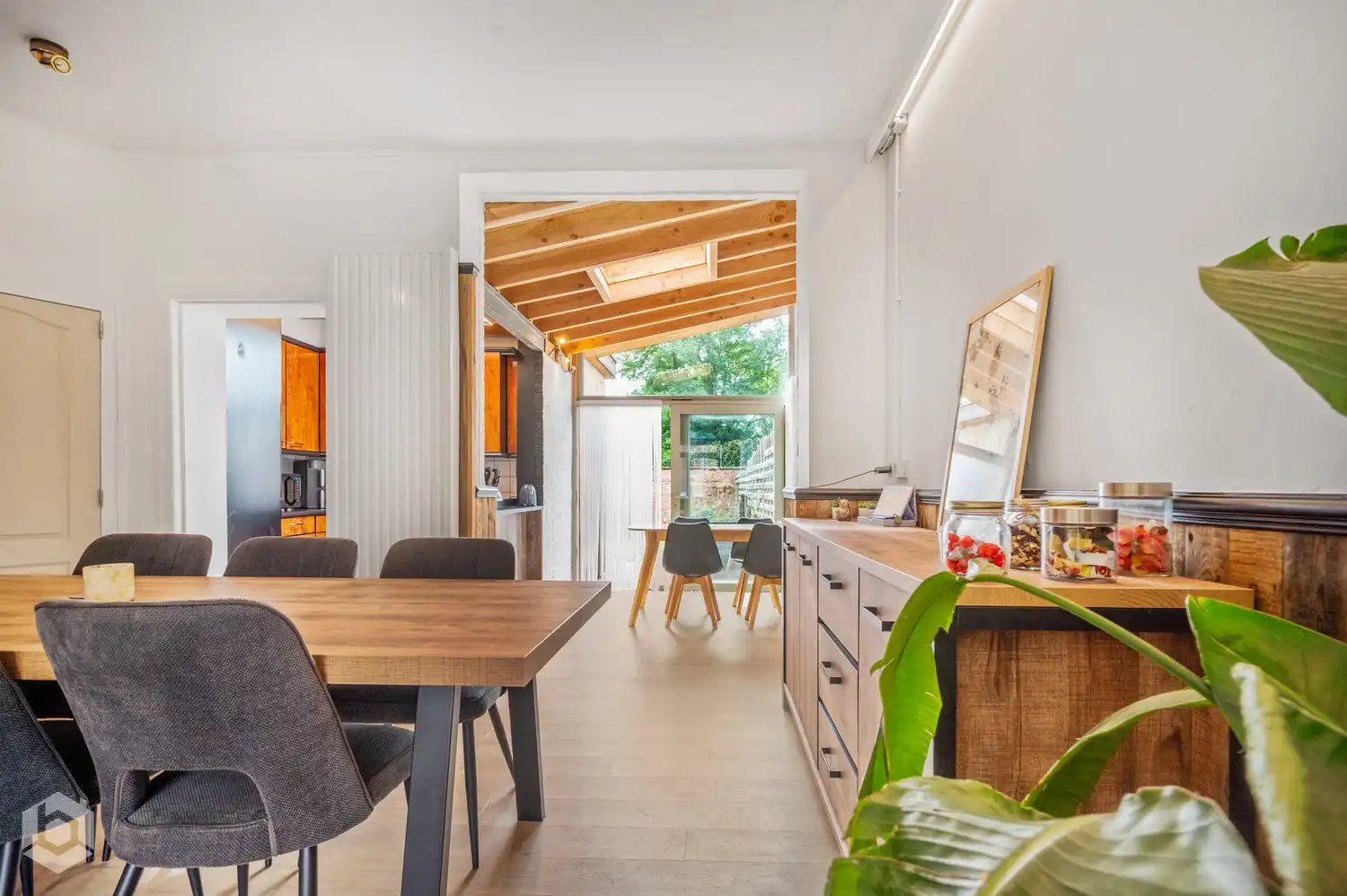 Charmante stadsrandwoning met zonnige tuin in Mechelen foto 4