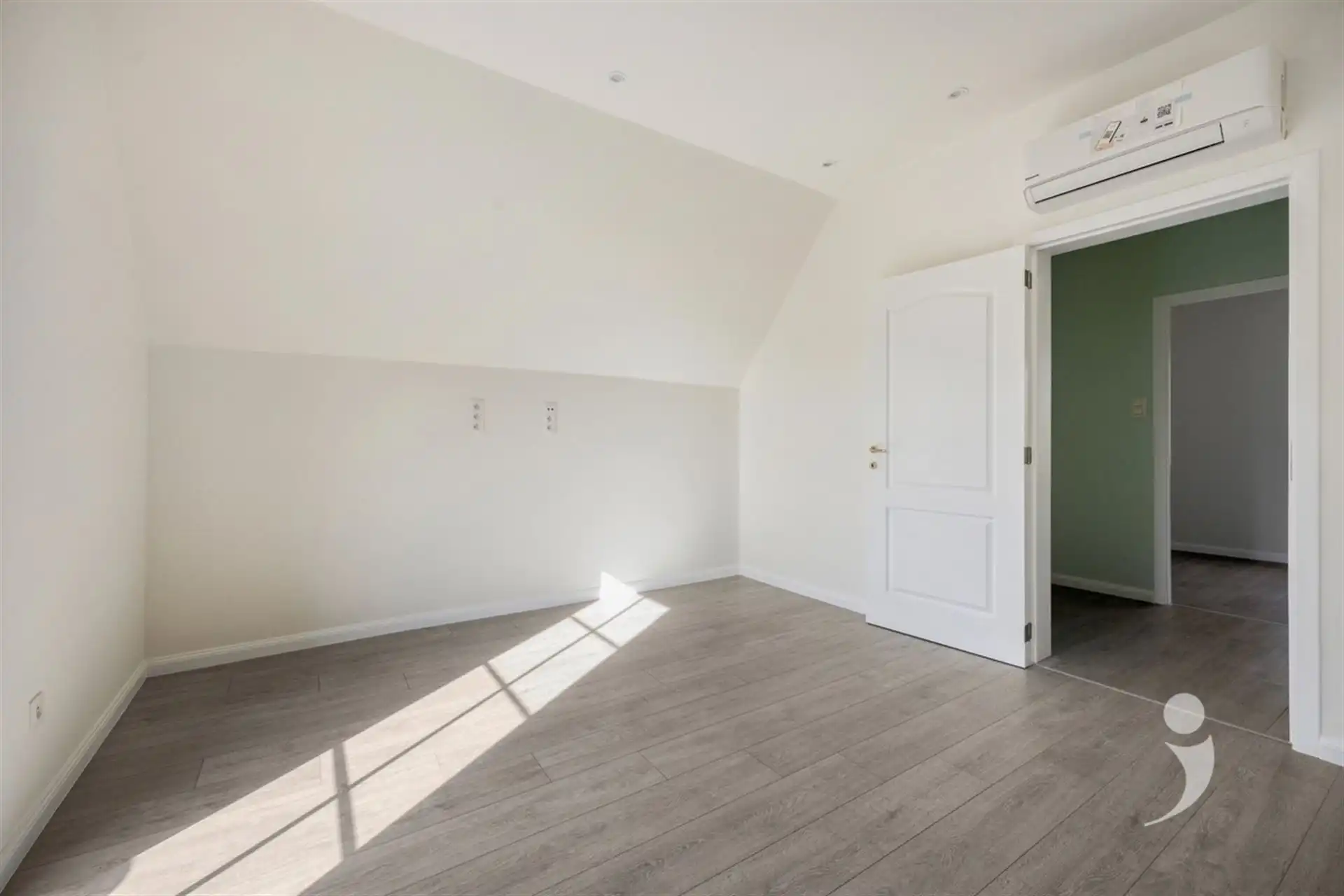 Unieke woning op een toplocatie te Scherpenheuvel! foto 26