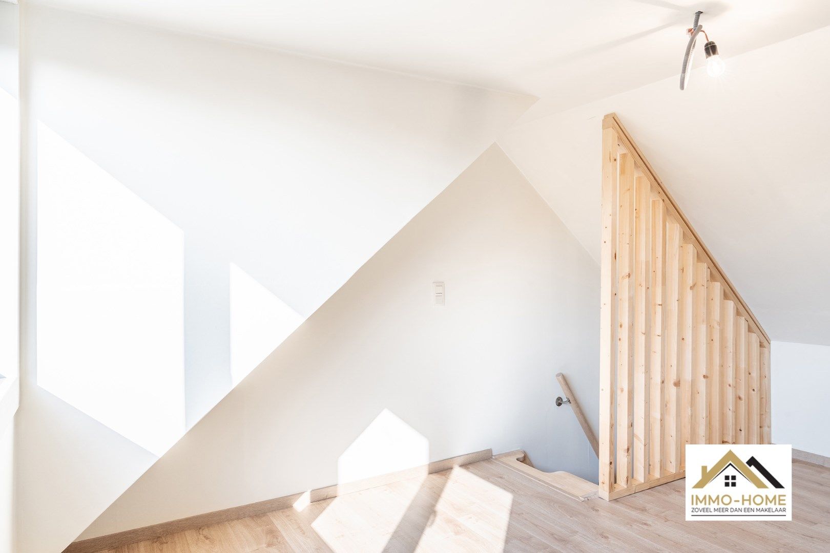 Recent gerenoveerde woning te Oostakker!  foto 16