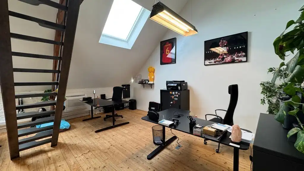 Loftkantoor te huur in Eskimofabriek te Gent foto 6