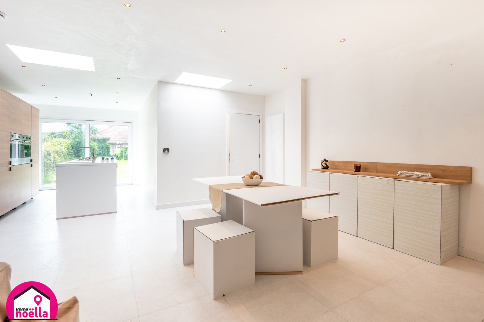 KOKSIJDE TE KOOP VOLLEDIG GERENOVEERD APPARTEMENT!  foto 2