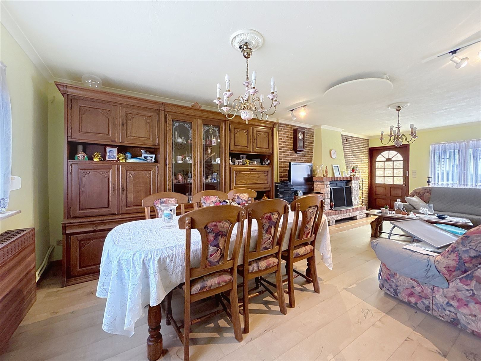 Te renoveren woning met aanbouw, 3 slpks, tuin, 11a 19ca foto 9