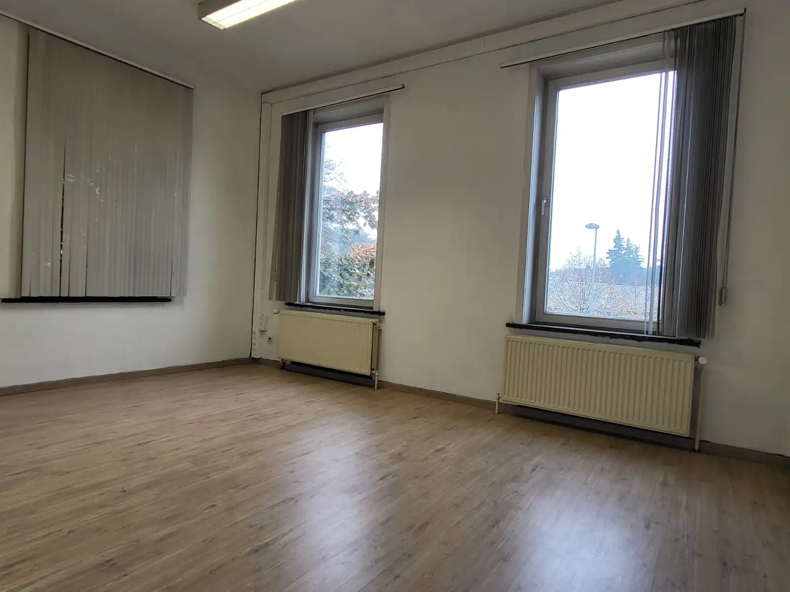 Grote kantoorruimte op toplocatie! foto 14