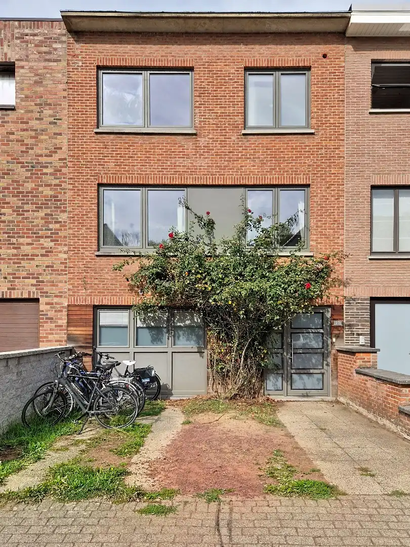 Ruime bel-etagewoning met 5 slaapkamers in Leuven foto 2