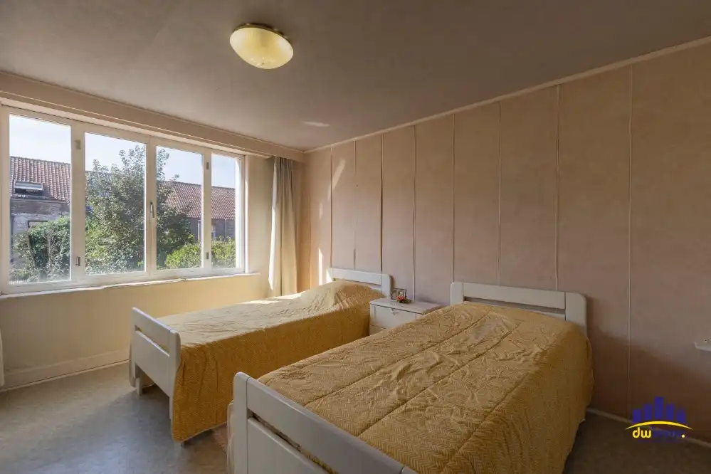 Te koop – Te renoveren rijwoning met tuin in hartje Ledeberg foto 12